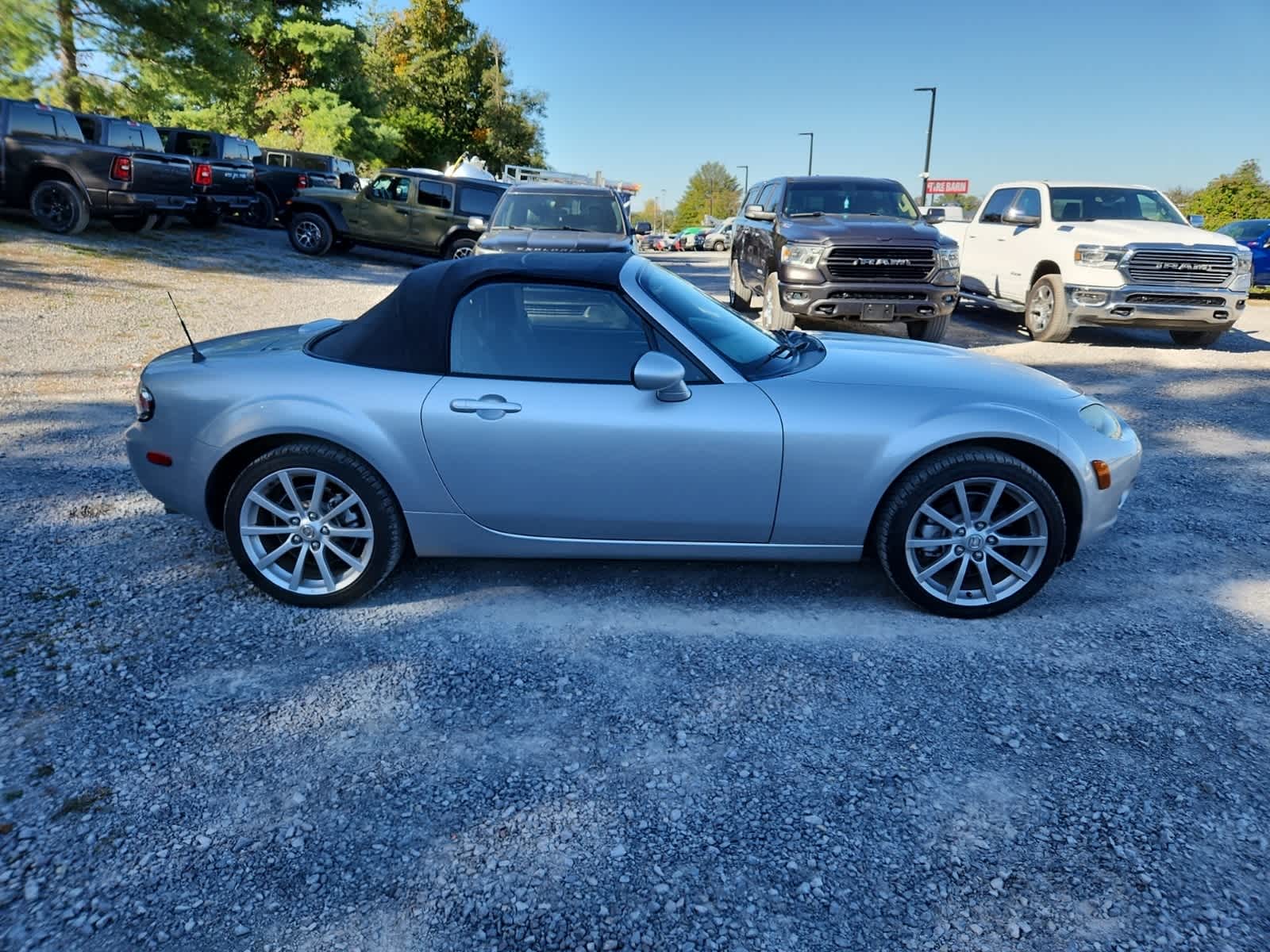 Thumbnail: 2006 Mazda MX-5 Miata - 6