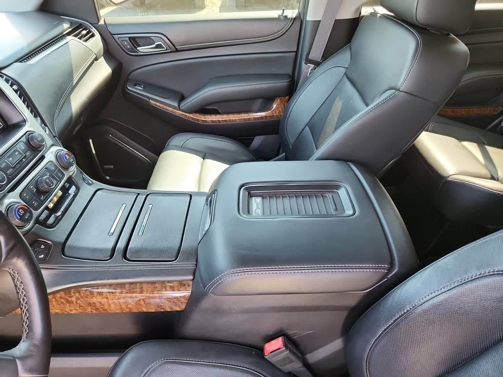 Thumbnail: 2016 Chevrolet Tahoe - 11