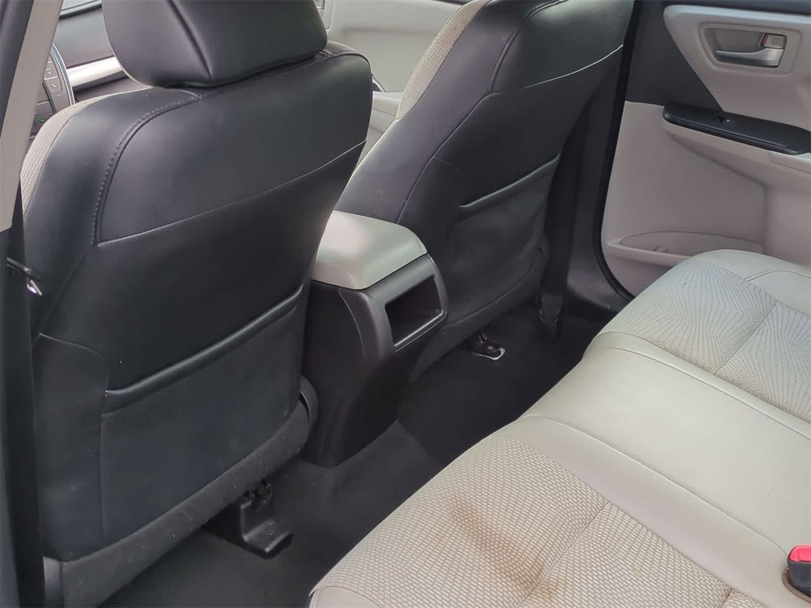Thumbnail: 2017 Toyota Camry - 18