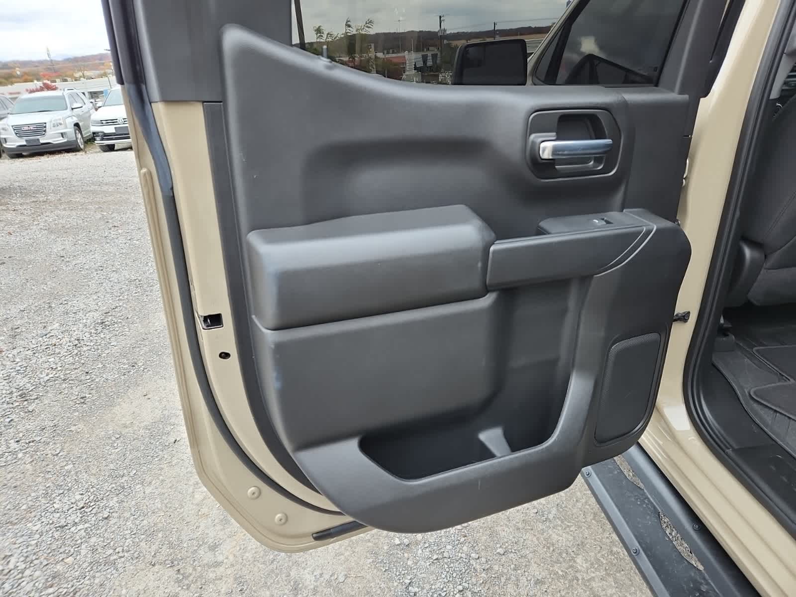 Thumbnail: 2022 Chevrolet Silverado 1500 - 26