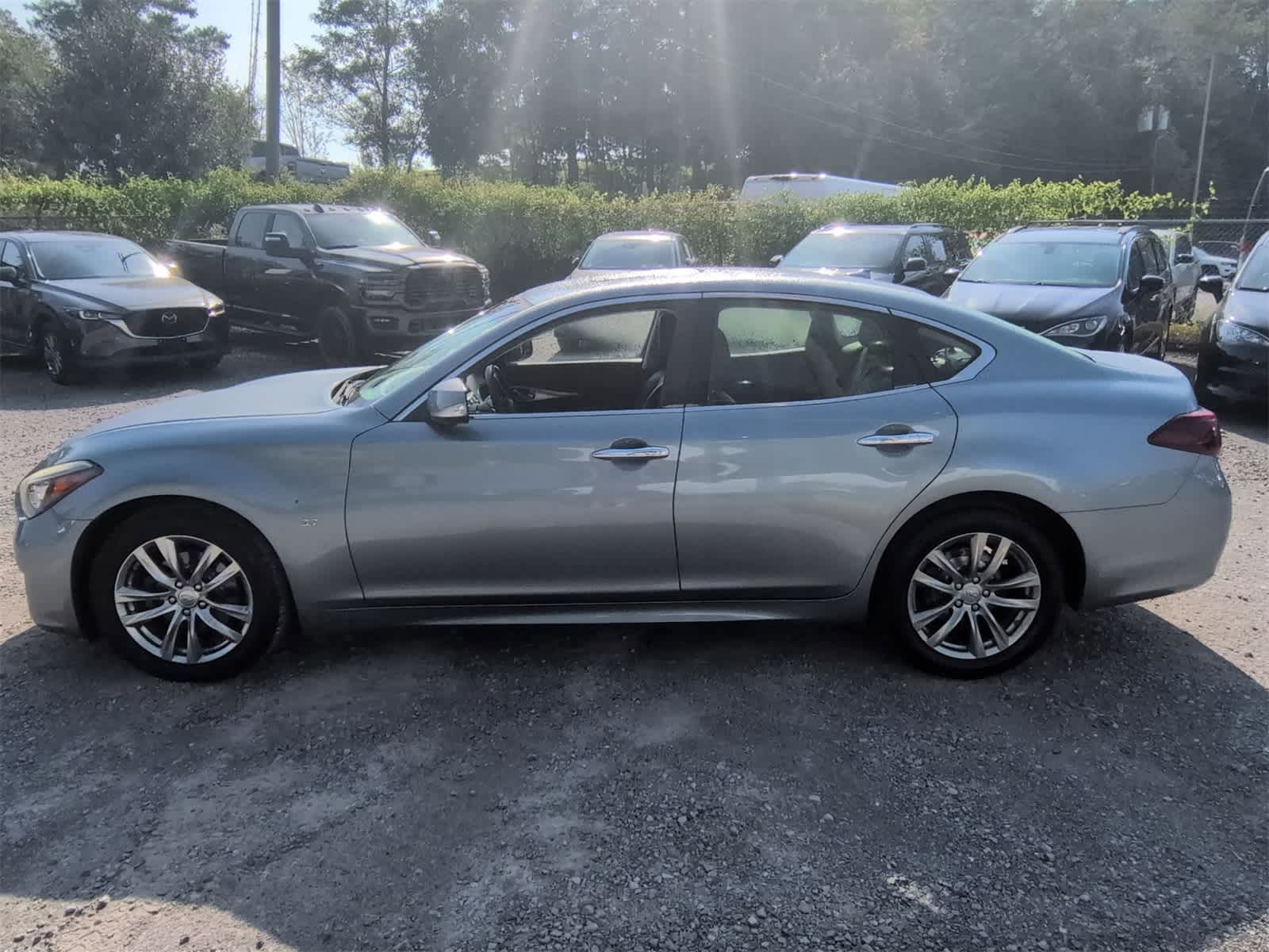 Thumbnail: 2017 INFINITI Q70 - 5