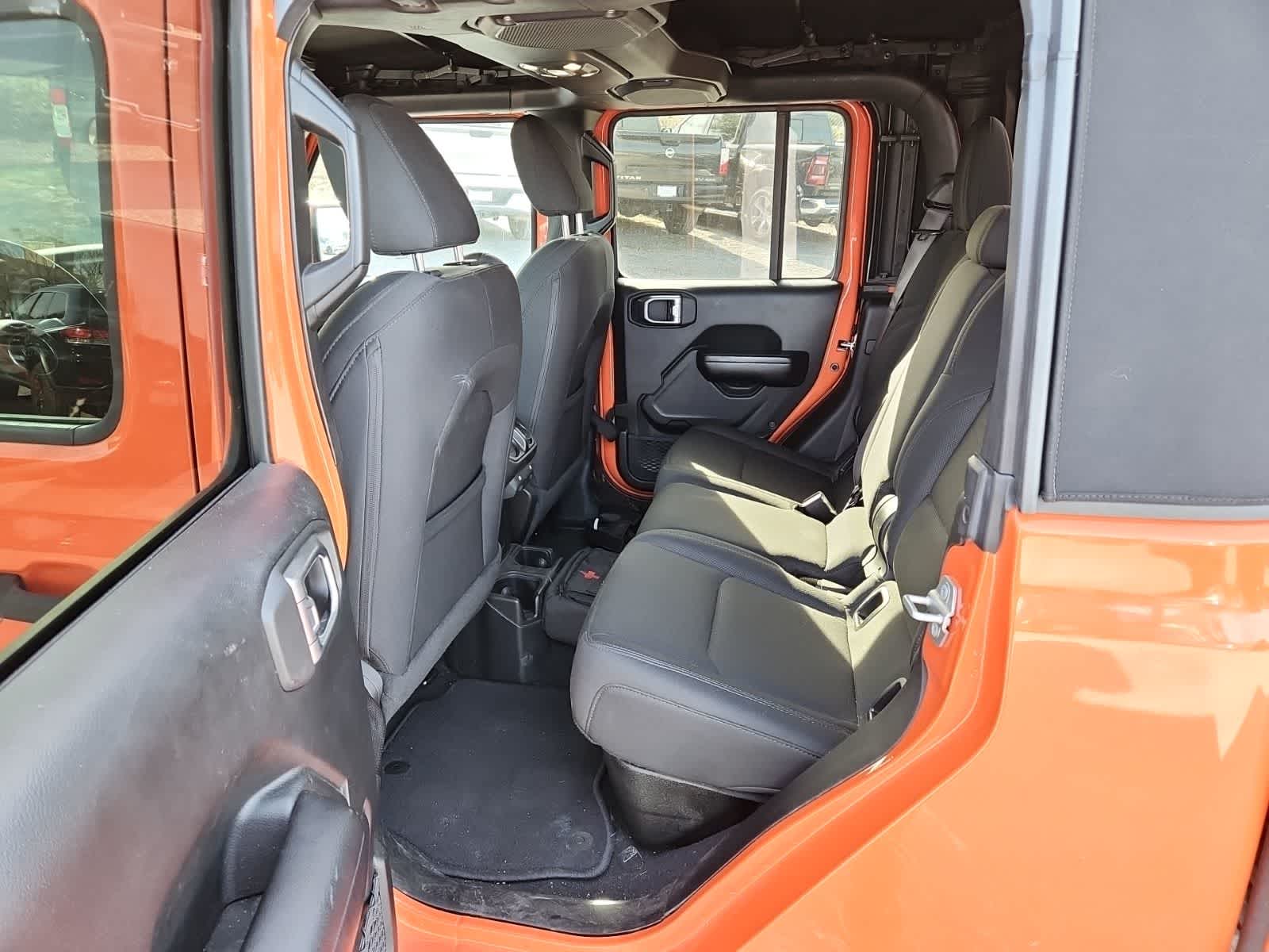 Thumbnail: 2020 Jeep Gladiator - 26