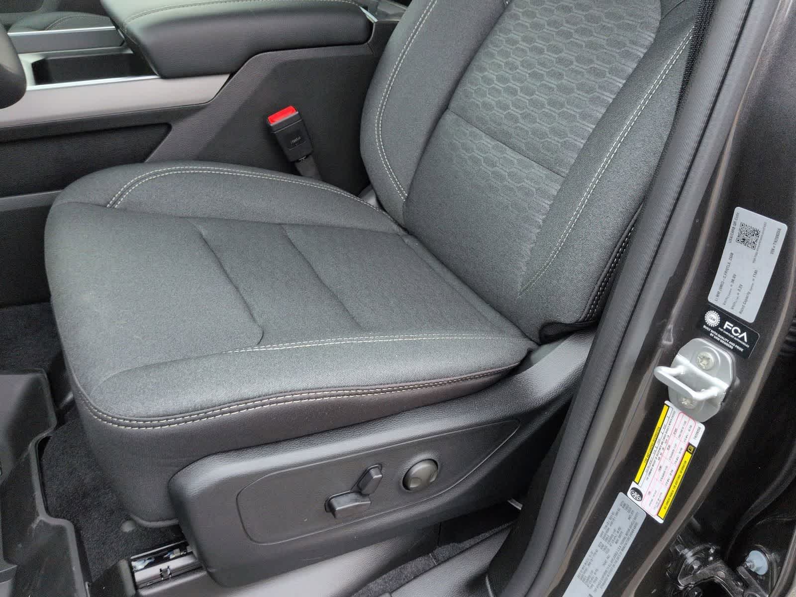 Thumbnail: 2026 RAM 1500 - 16