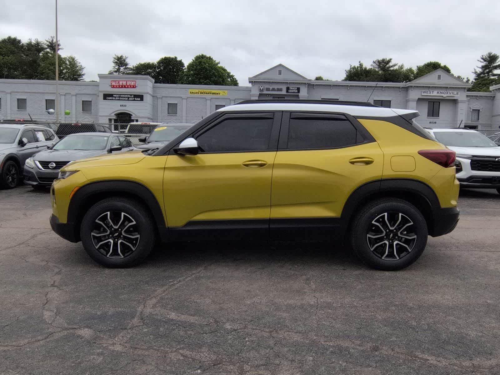 Thumbnail: 2023 Chevrolet TrailBlazer - 5