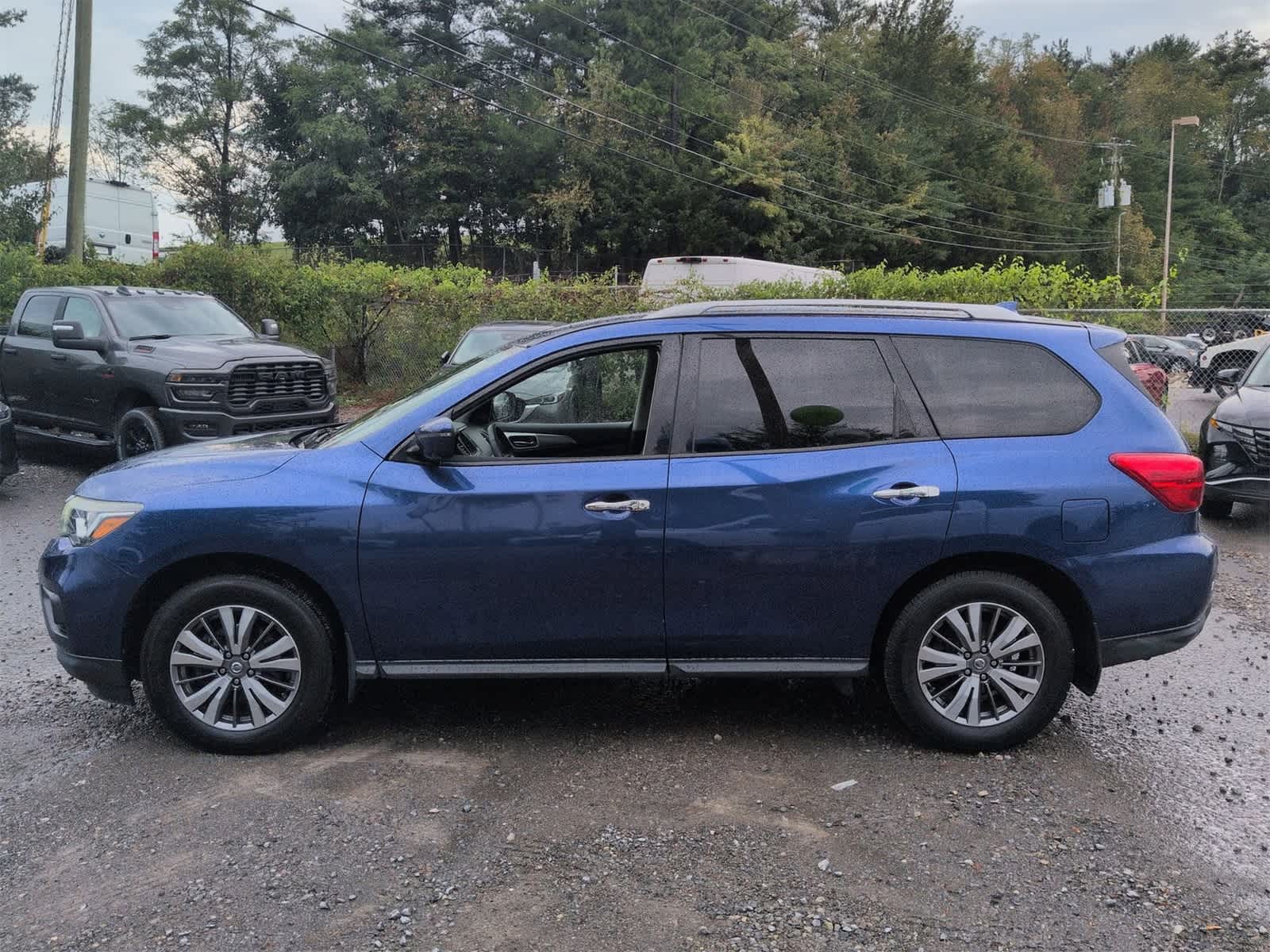 Thumbnail: 2020 Nissan Pathfinder - 5
