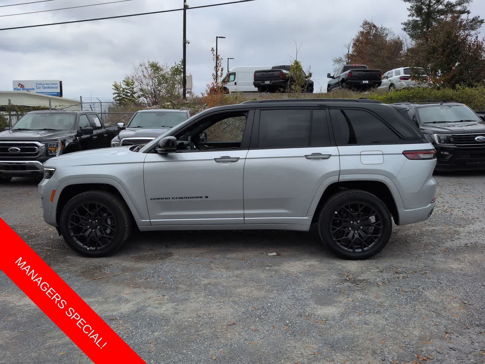 Thumbnail: 2025 Jeep Grand Cherokee - 5