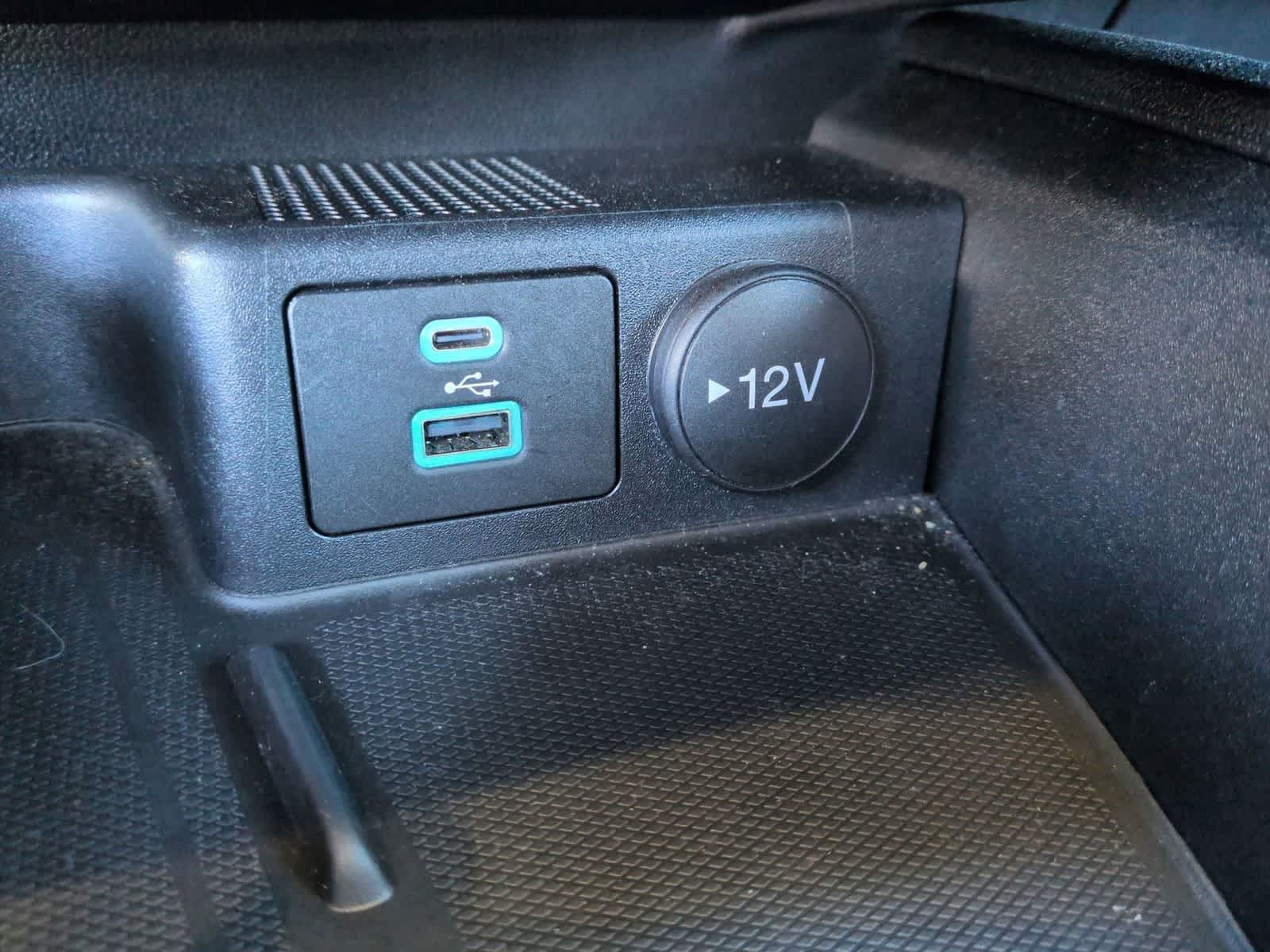 Thumbnail: 2022 Ford Escape - 22