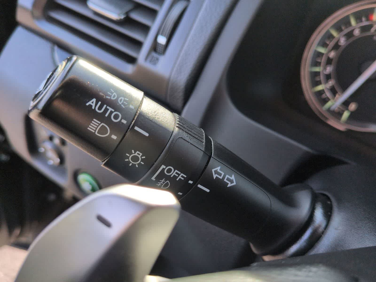 Thumbnail: 2018 Honda Pilot - 26