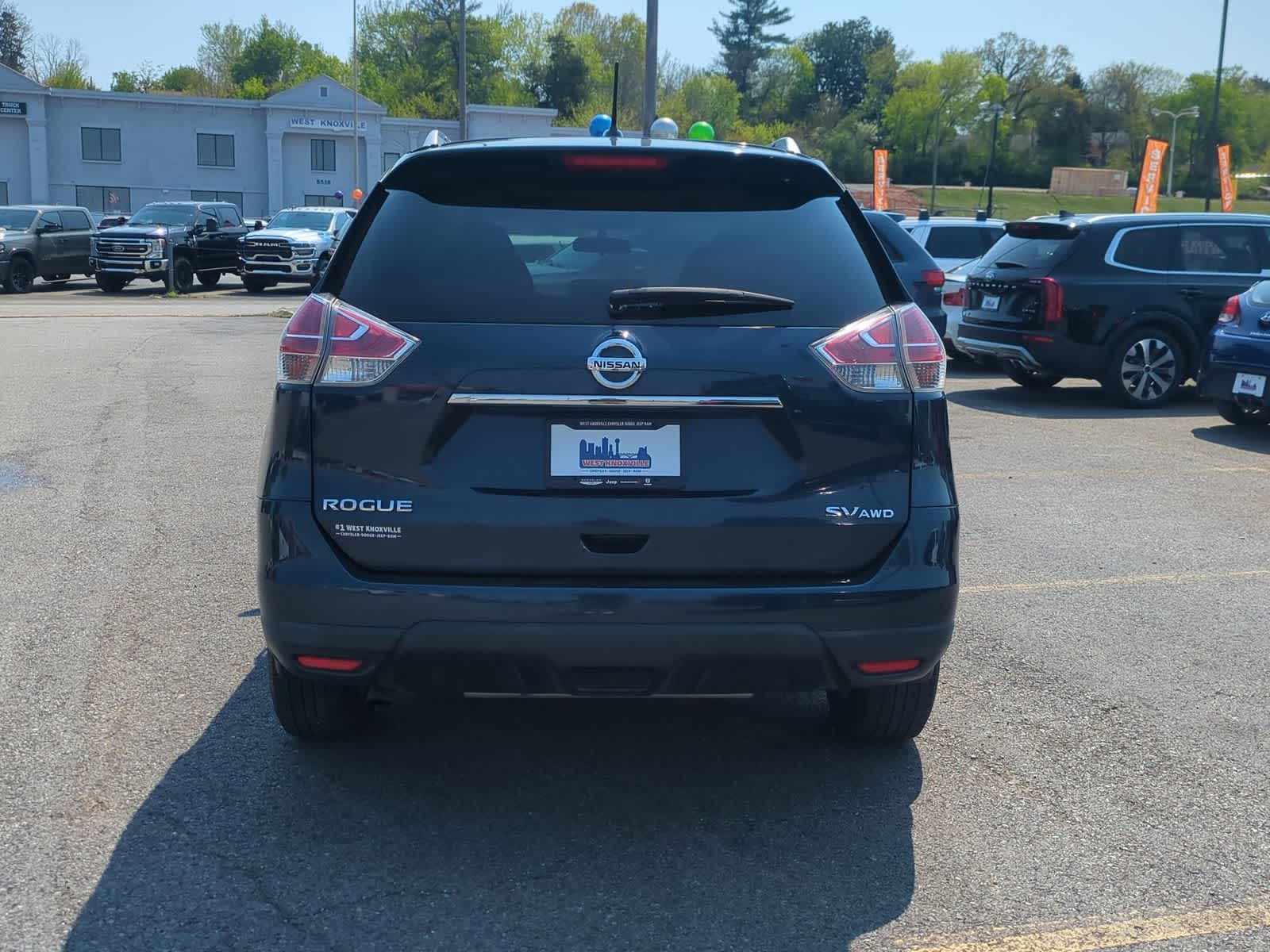 Thumbnail: 2016 Nissan Rogue - 7