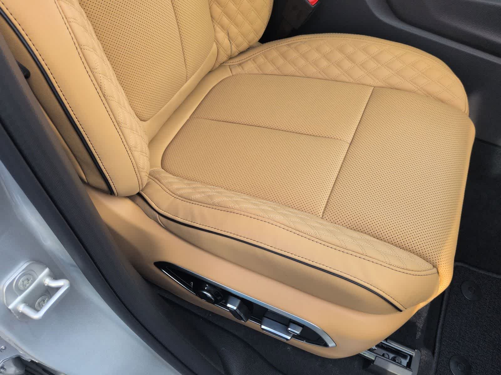 Thumbnail: 2025 Jeep Grand Cherokee - 21