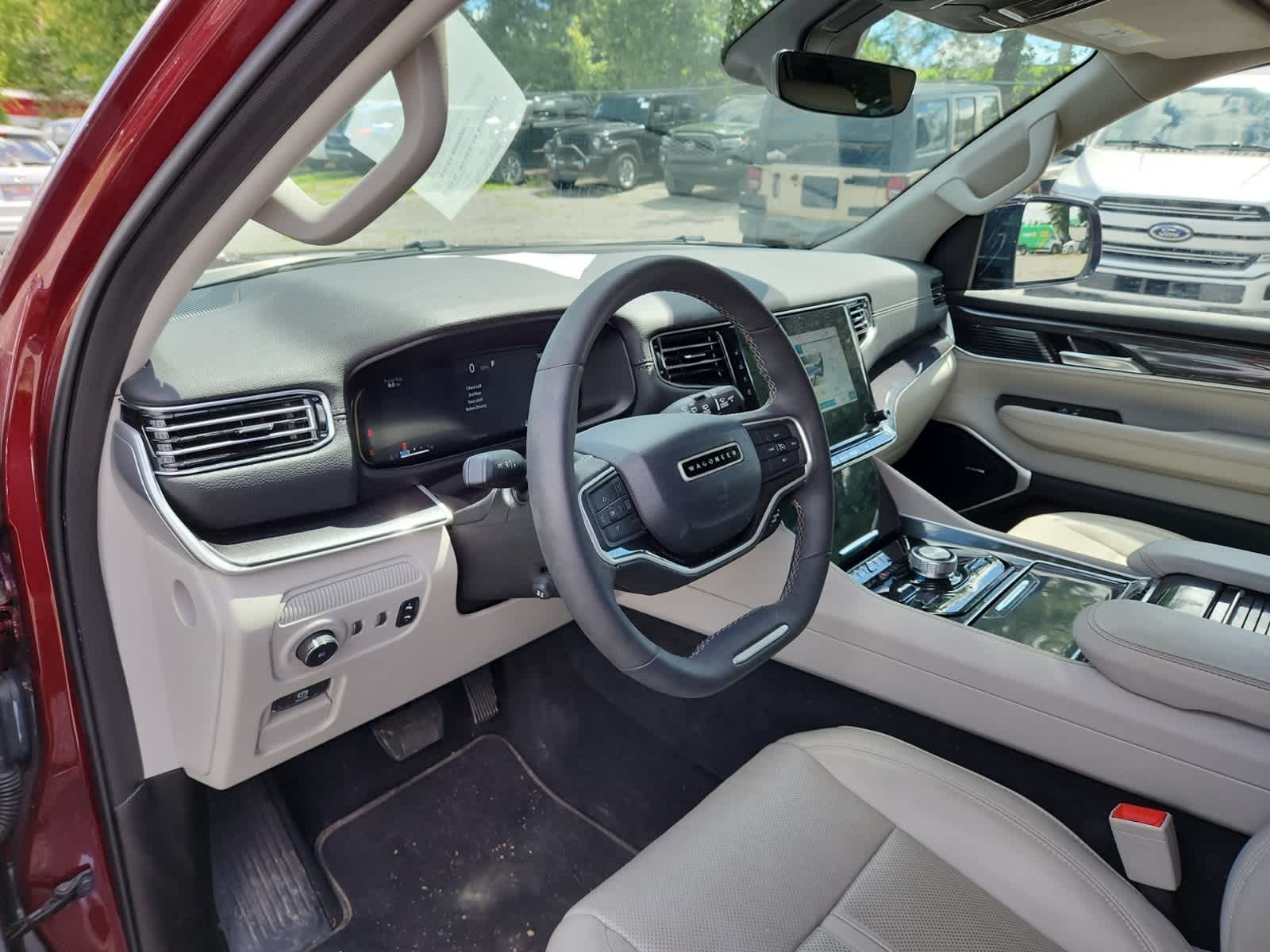 Thumbnail: 2024 Jeep Wagoneer - 13