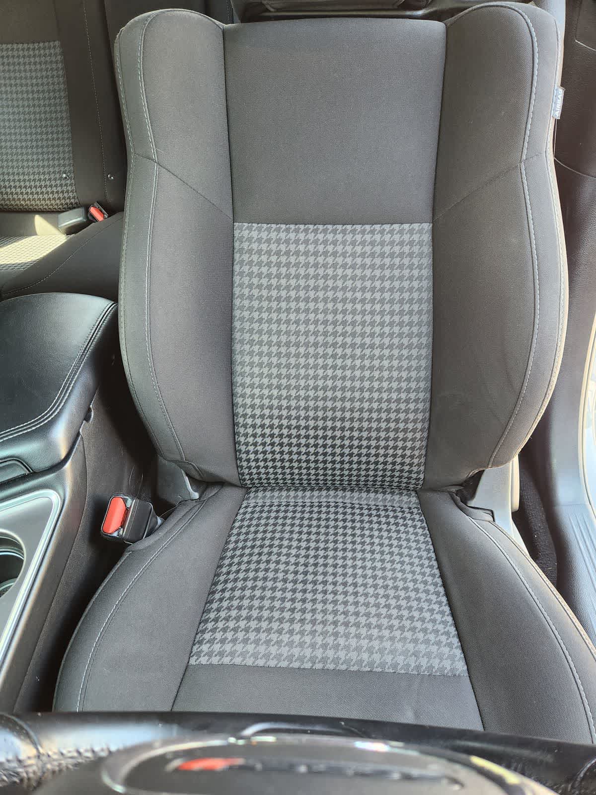 Thumbnail: 2022 Dodge Challenger - 14