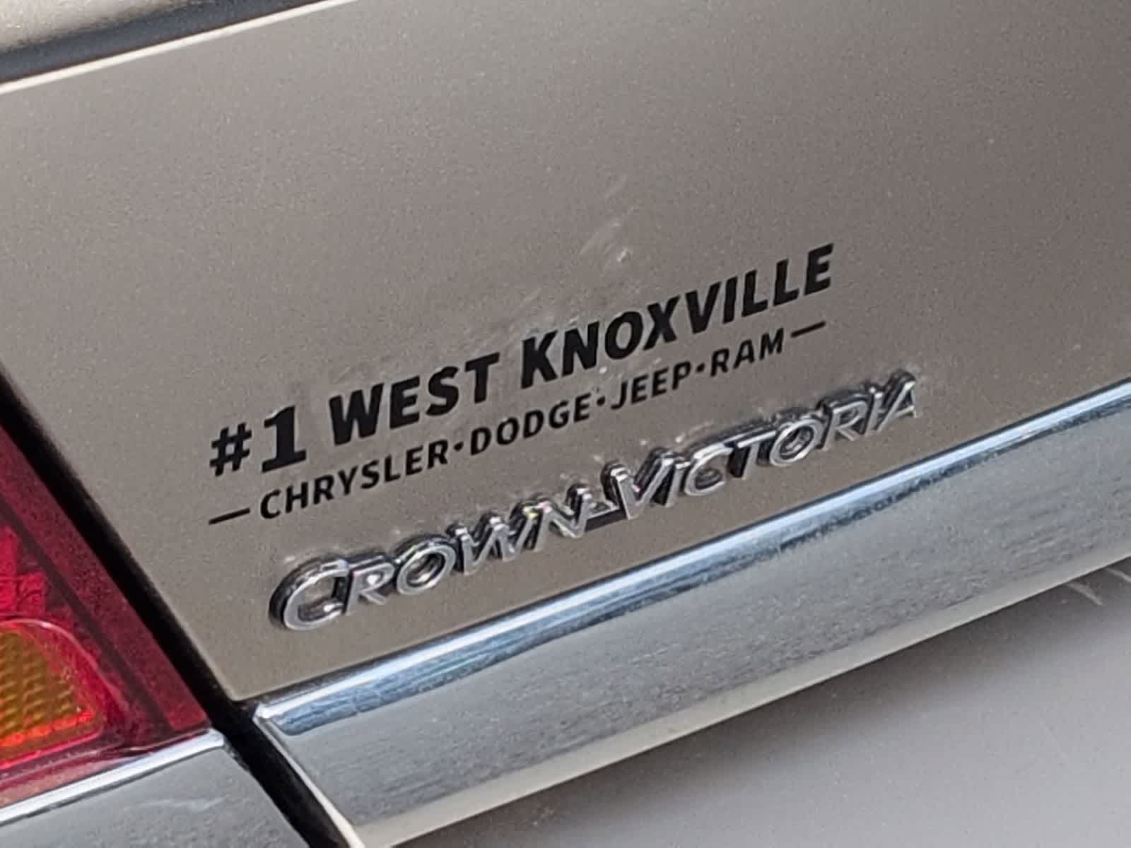 Thumbnail: 2001 Ford Crown Victoria - 13