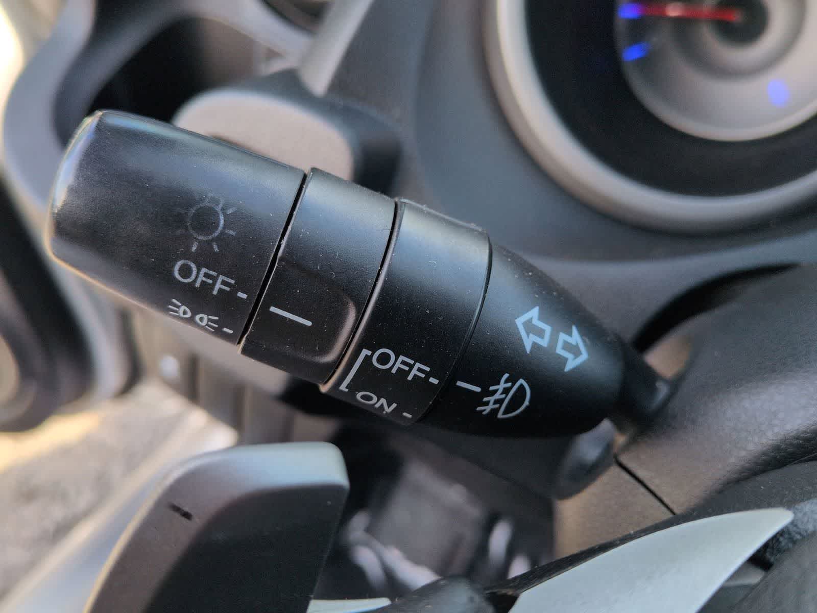 Thumbnail: 2011 Honda Fit - 22