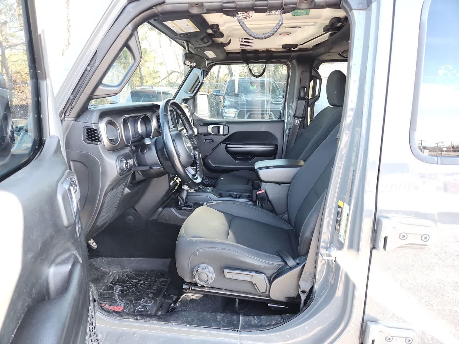 Thumbnail: 2021 Jeep Wrangler - 16