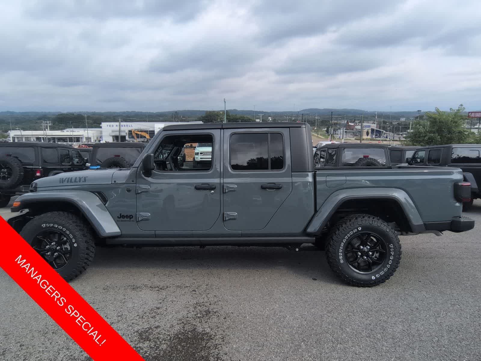 Thumbnail: 2025 Jeep Gladiator - 5