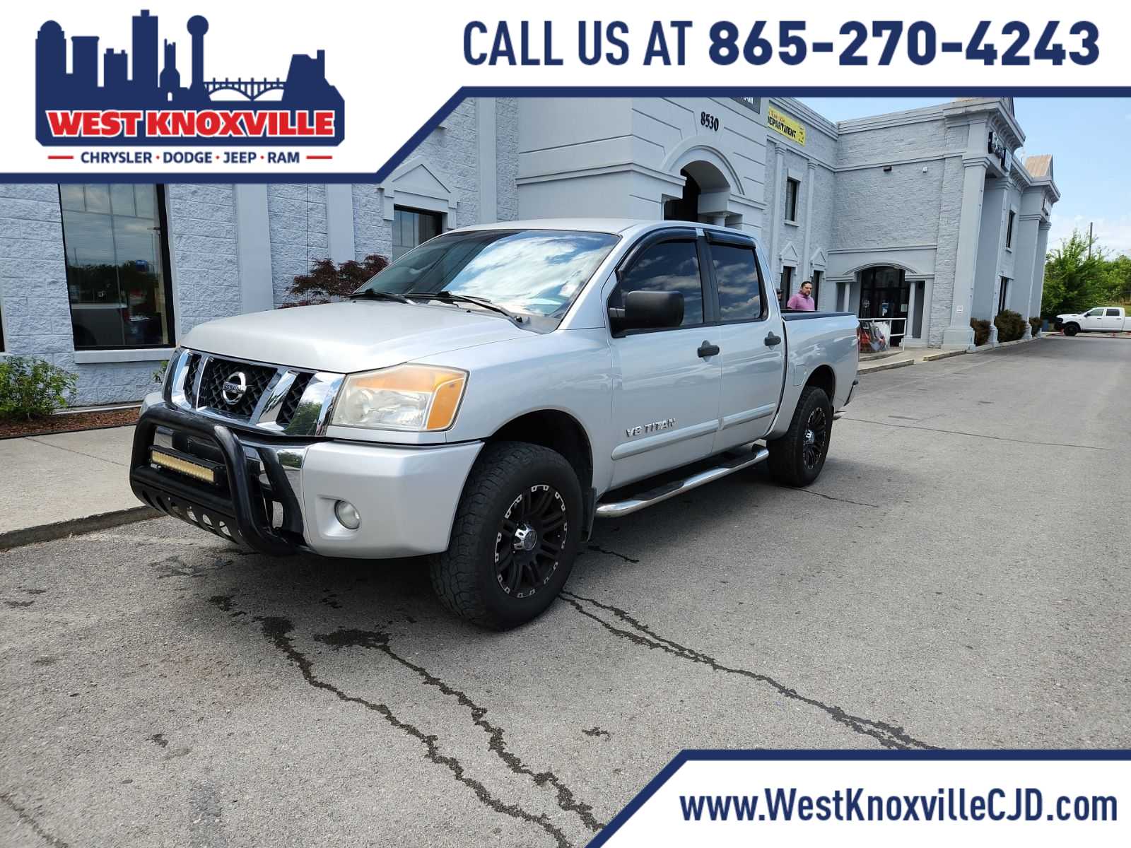 2010 Nissan Titan SE -
                  Knoxville, TN