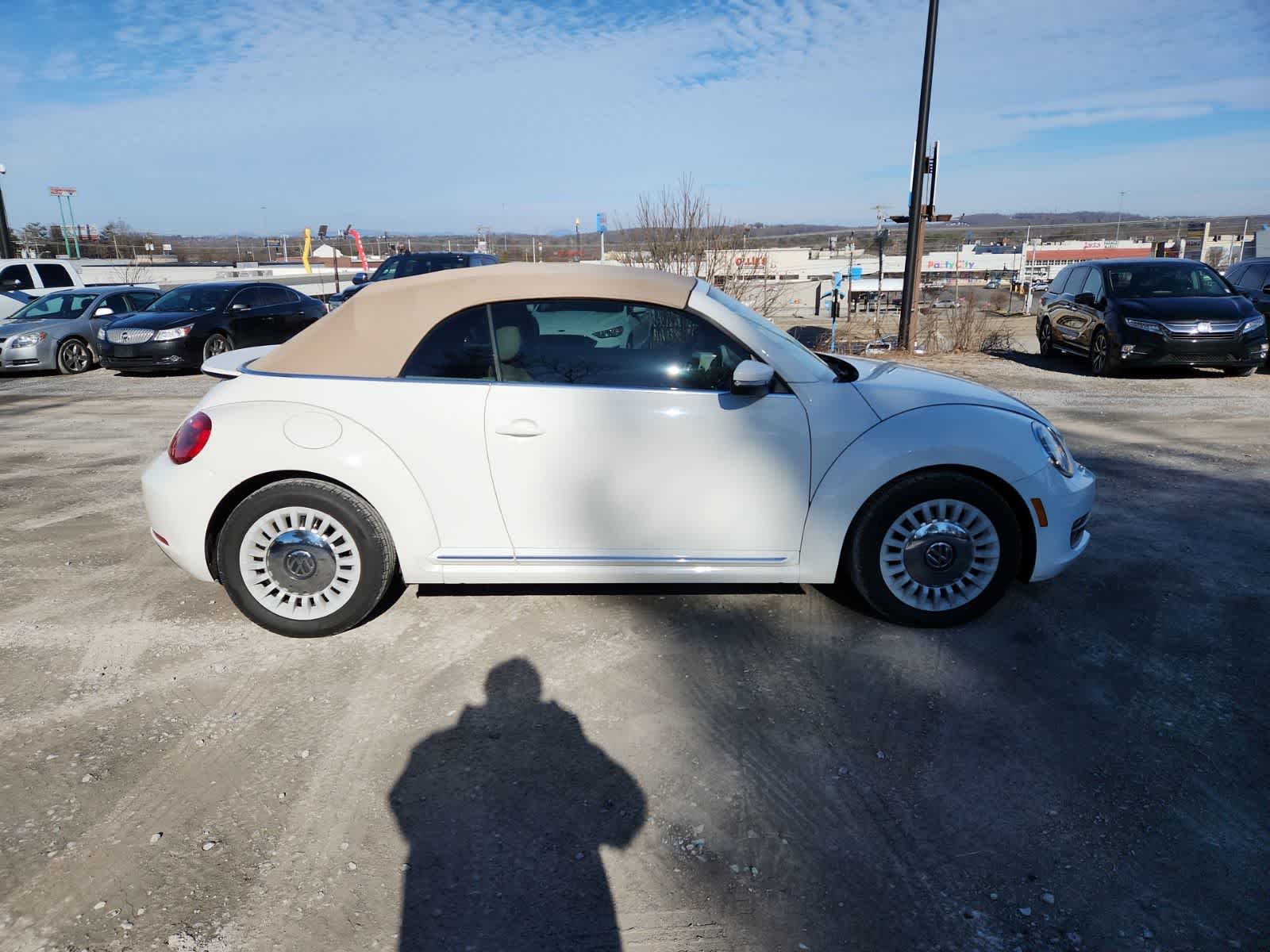 Thumbnail: 2013 Volkswagen Beetle - 6