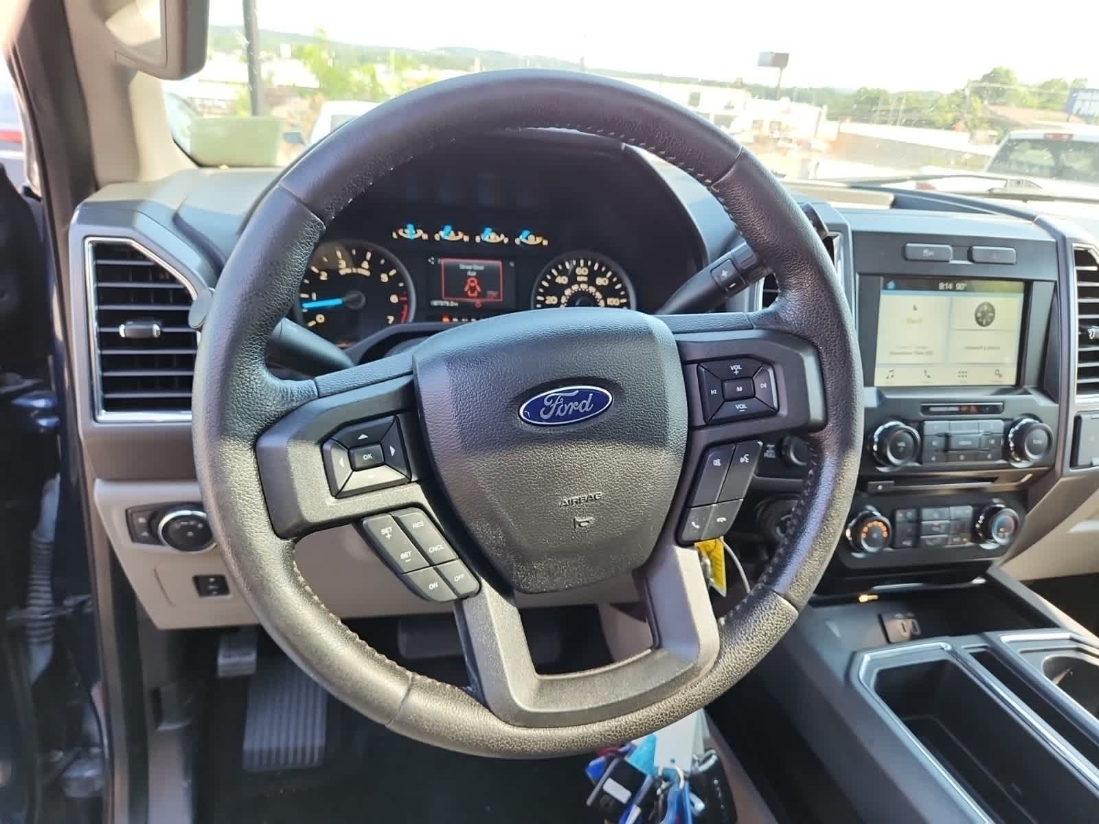Thumbnail: 2016 Ford F-150 - 13