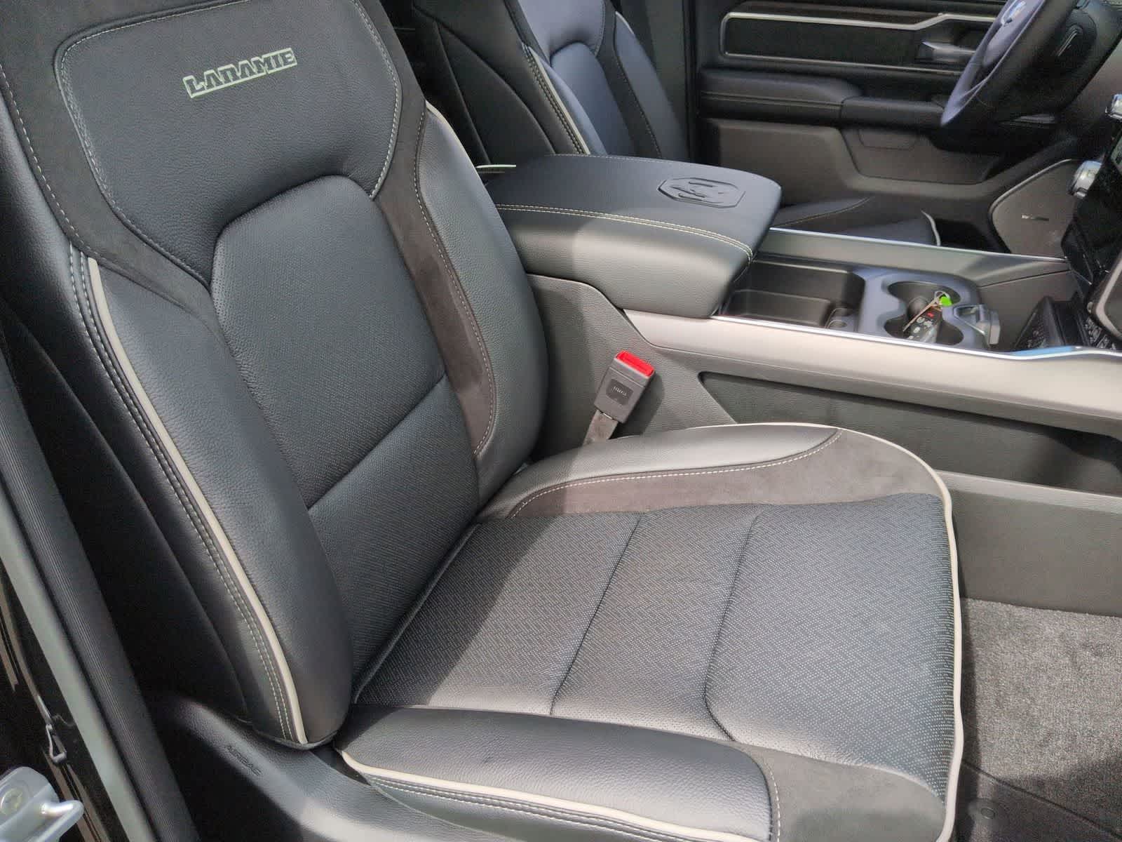 Thumbnail: 2026 RAM 1500 - 20