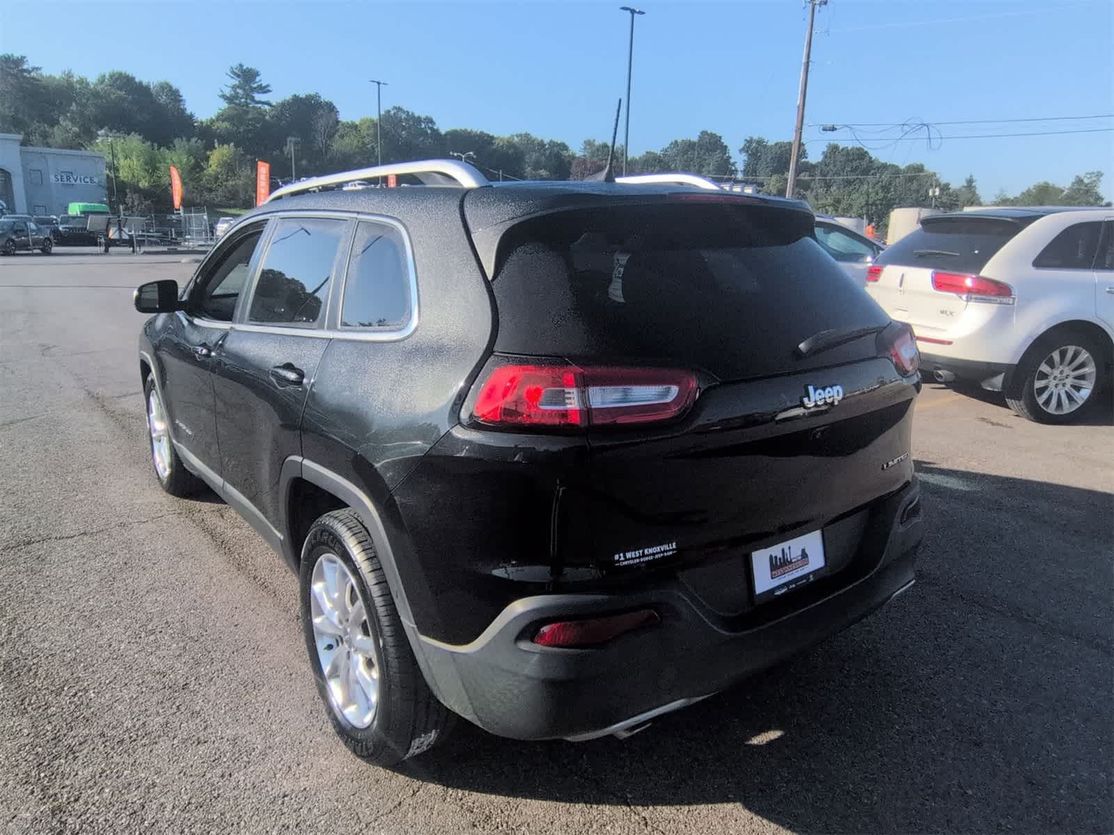 Thumbnail: 2016 Jeep Cherokee - 6