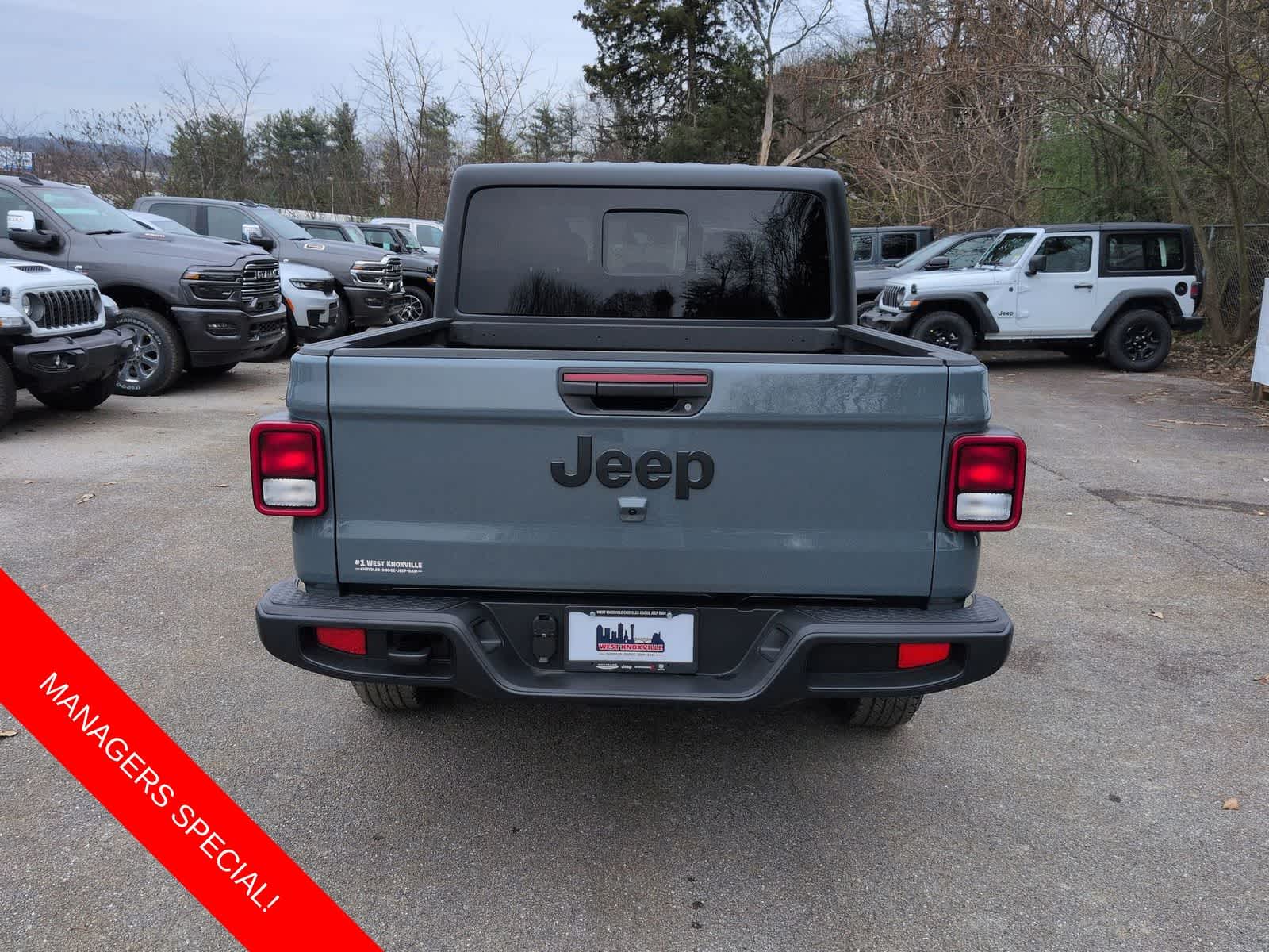 Thumbnail: 2026 Jeep Gladiator - 7