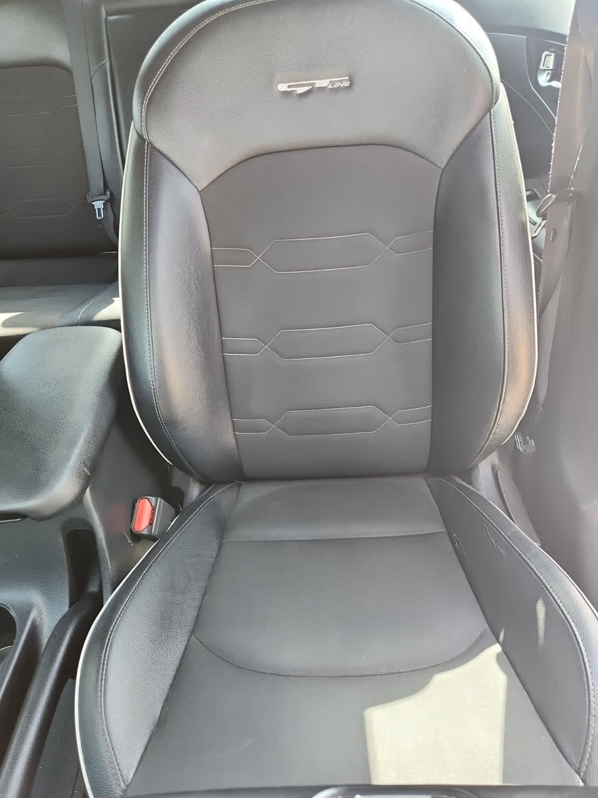 Thumbnail: 2021 Kia Forte - 14