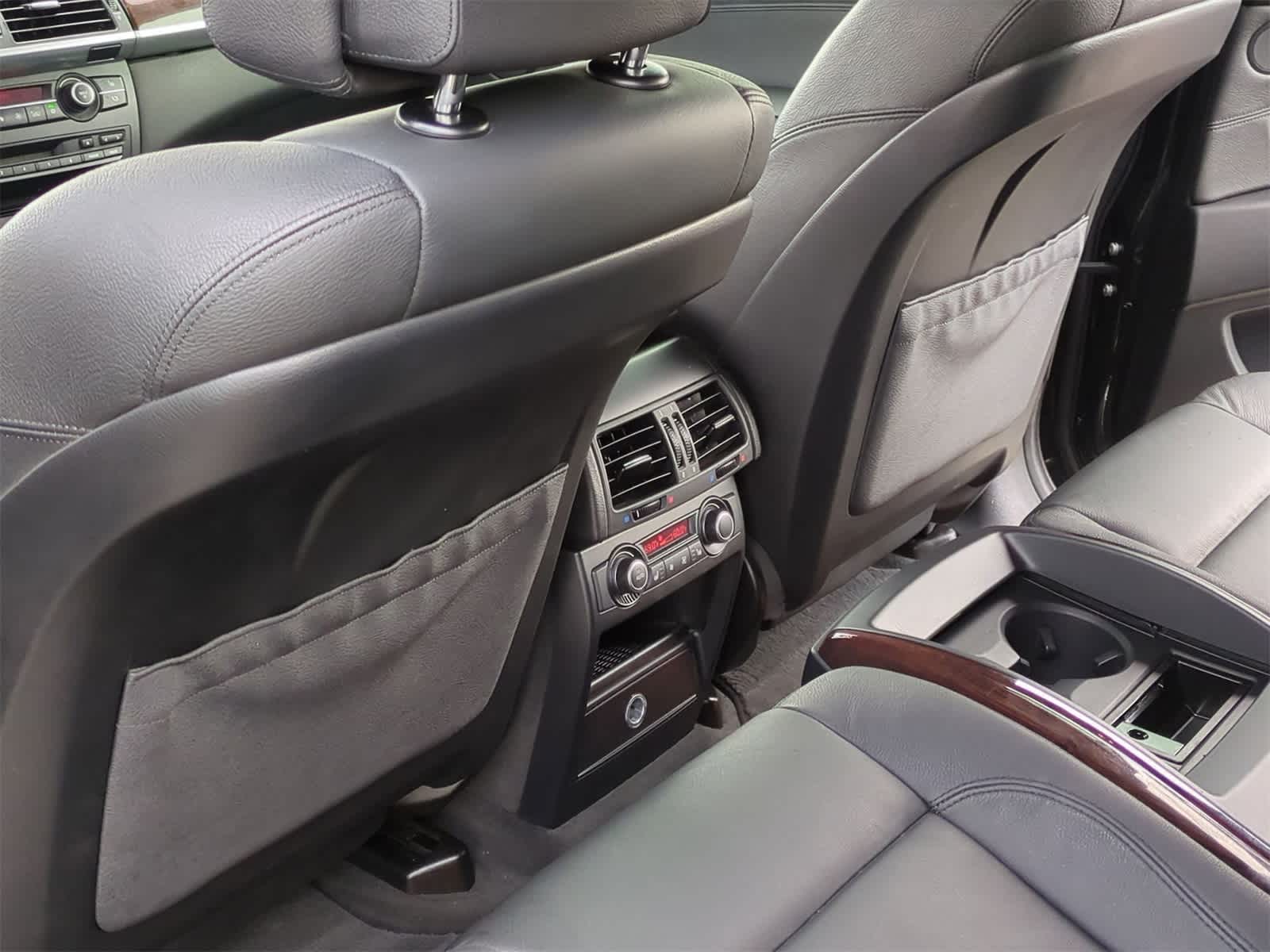 Thumbnail: 2009 BMW X6 - 18