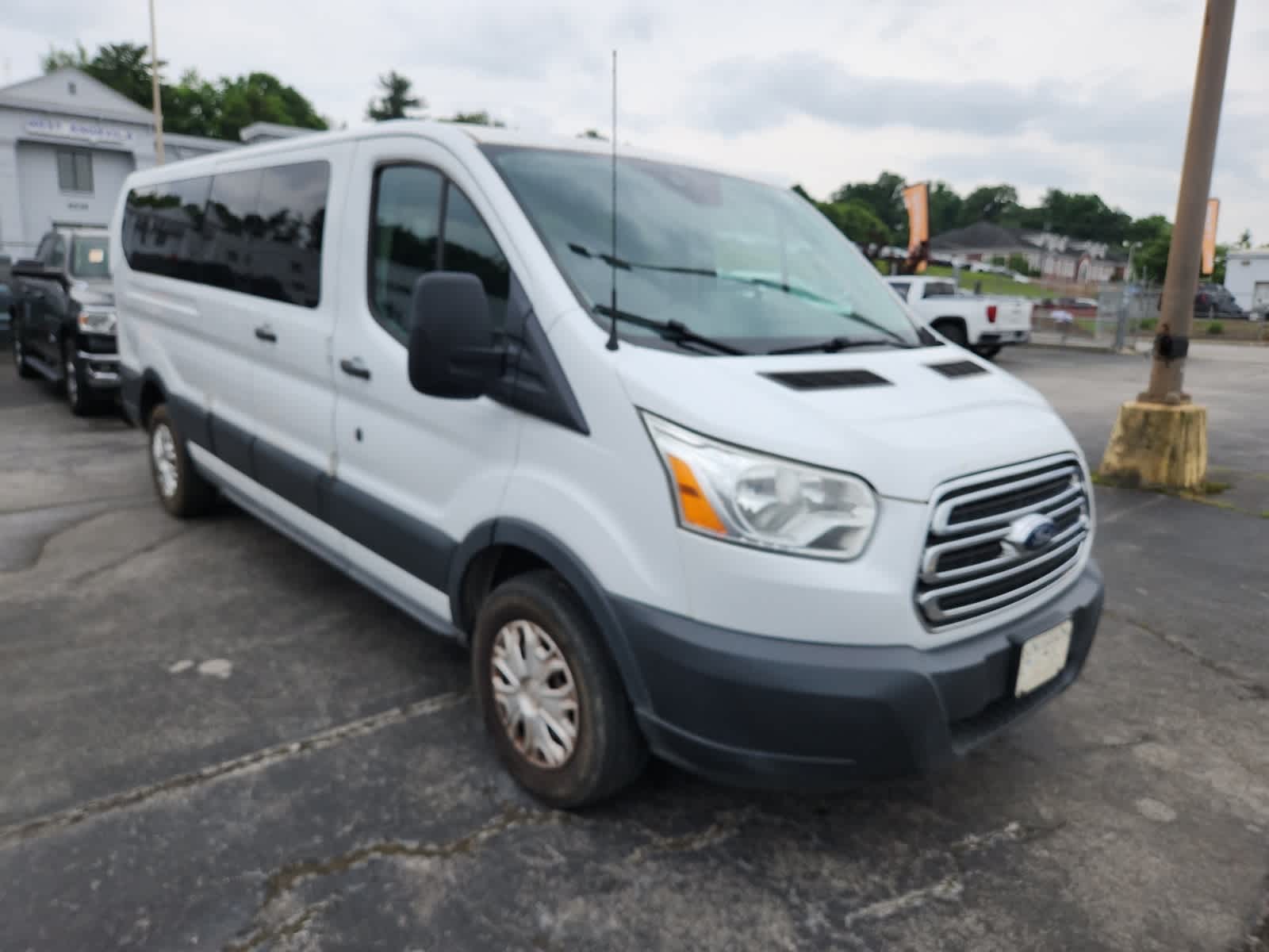 Thumbnail: 2015 Ford Transit Series - 7