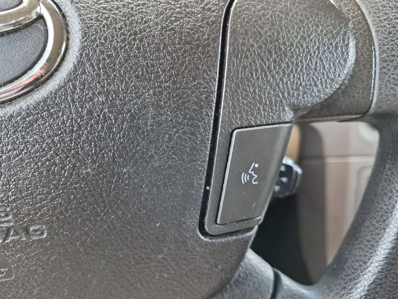 Thumbnail: 2010 Toyota Tundra - 21