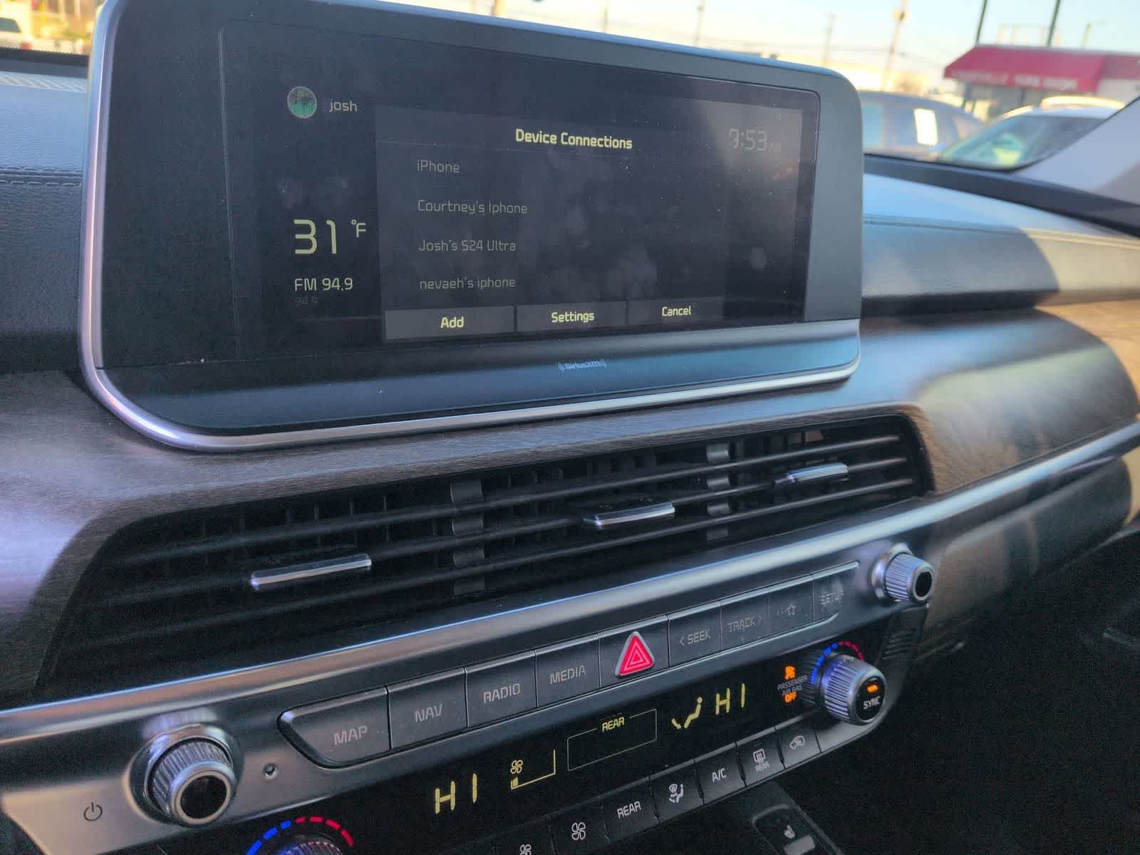 Thumbnail: 2021 Kia Telluride - 25