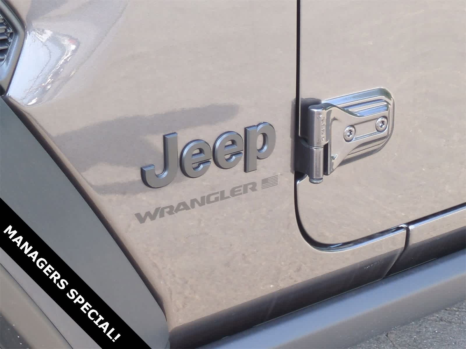 Thumbnail: 2025 Jeep Wrangler - 12