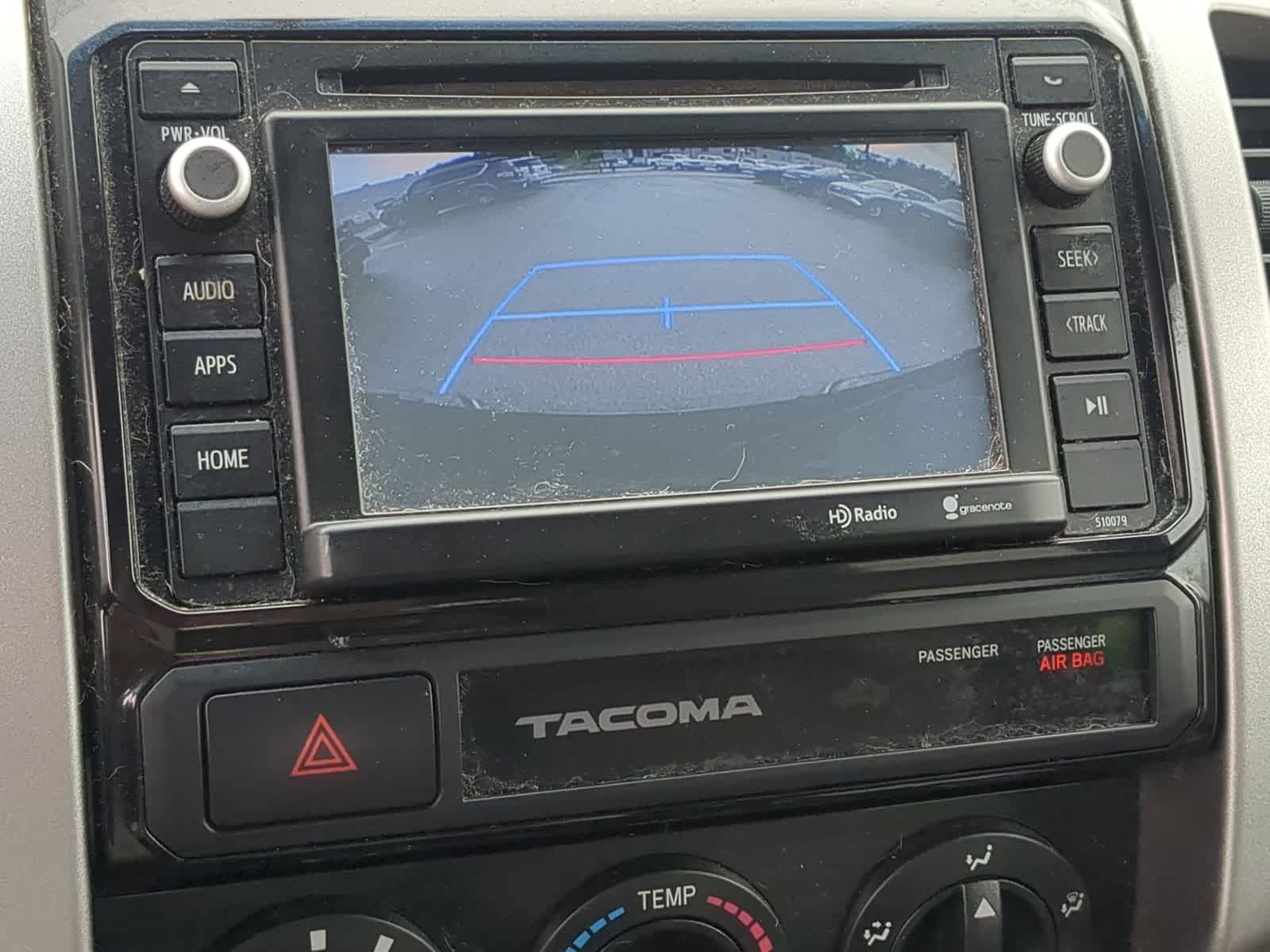Thumbnail: 2015 Toyota Tacoma - 29