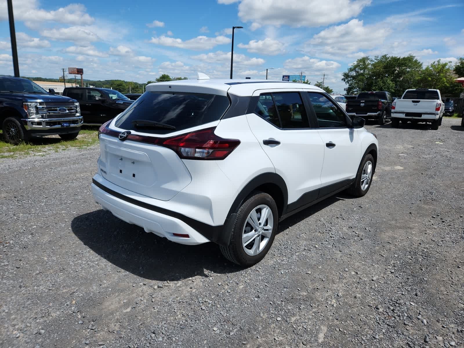 Thumbnail: 2025 Nissan Kicks - 5