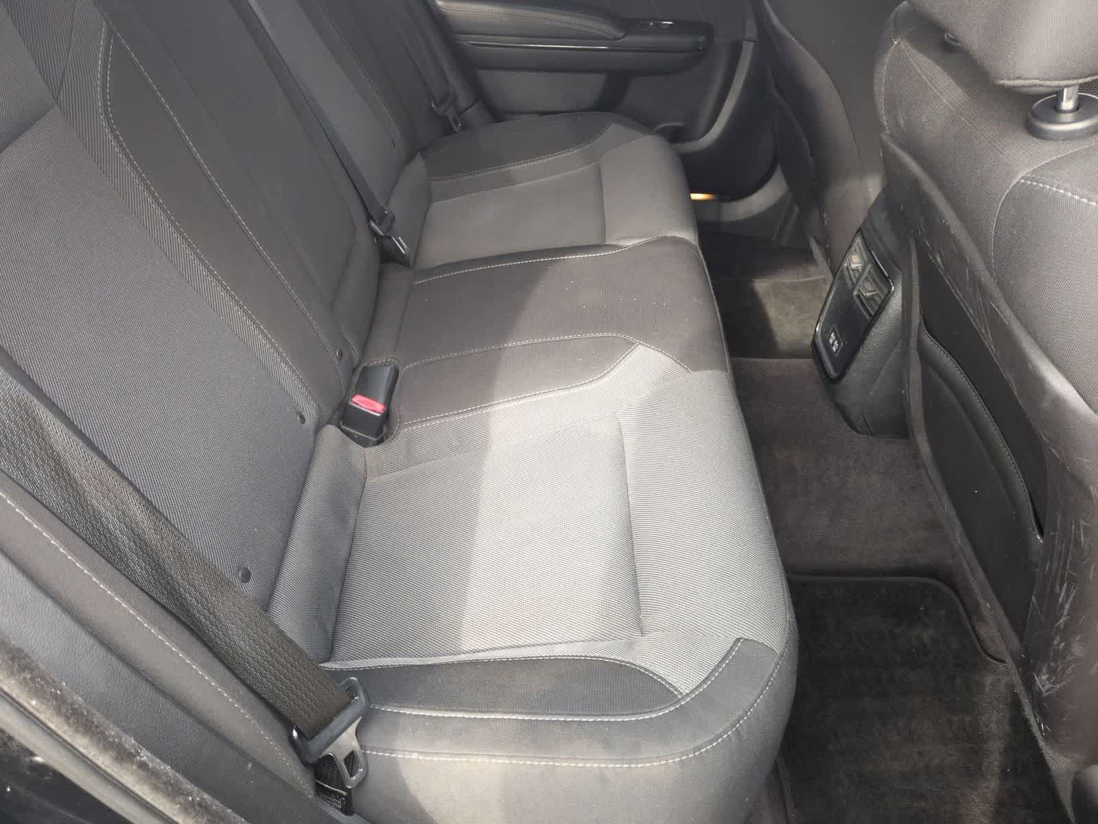 Thumbnail: 2017 Dodge Charger - 19