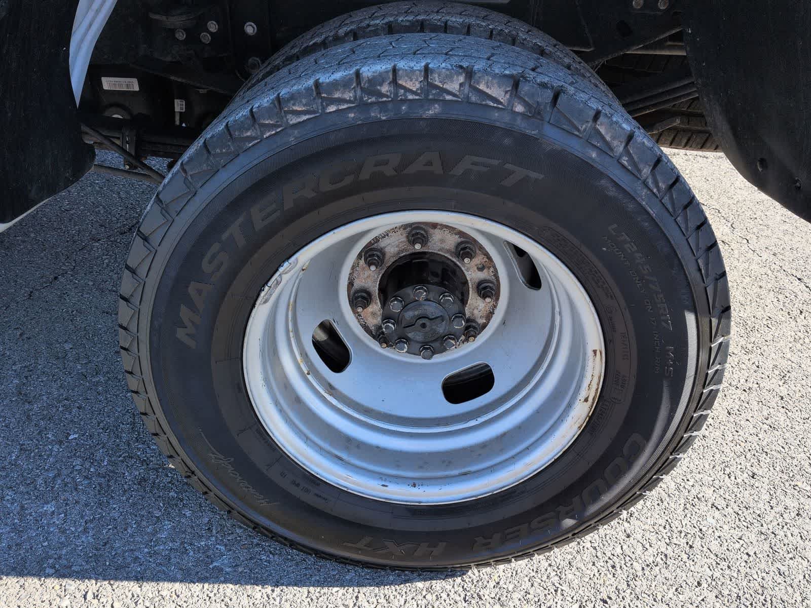 Thumbnail: 2022 Ford Econoline - 13