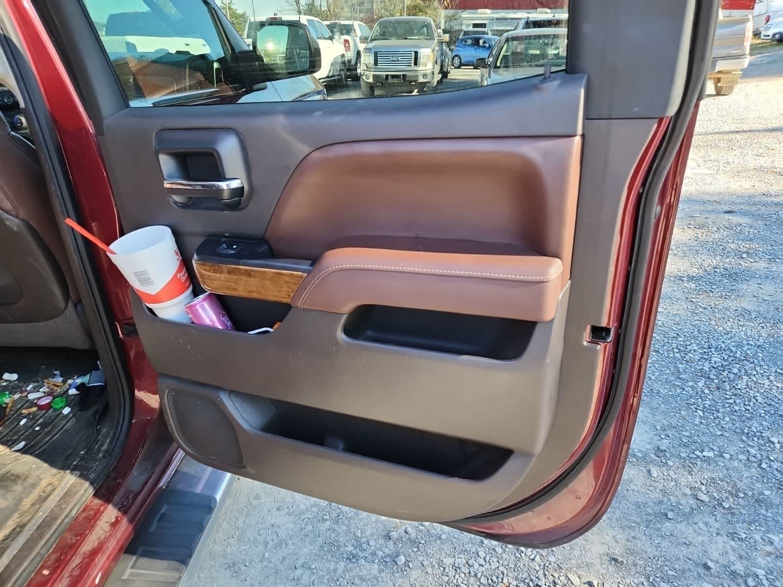 Thumbnail: 2015 Chevrolet Silverado 1500 - 24