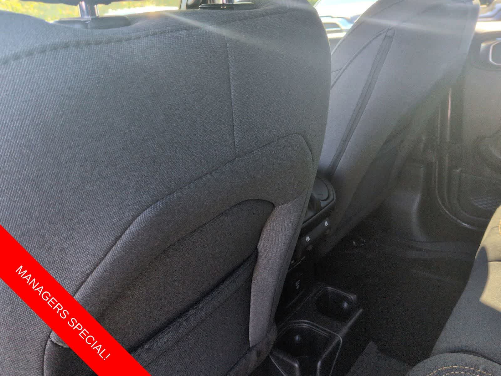 Thumbnail: 2025 Jeep Gladiator - 18