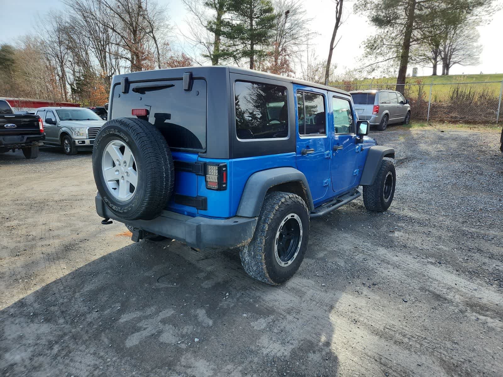 Thumbnail: 2016 Jeep Wrangler - 5