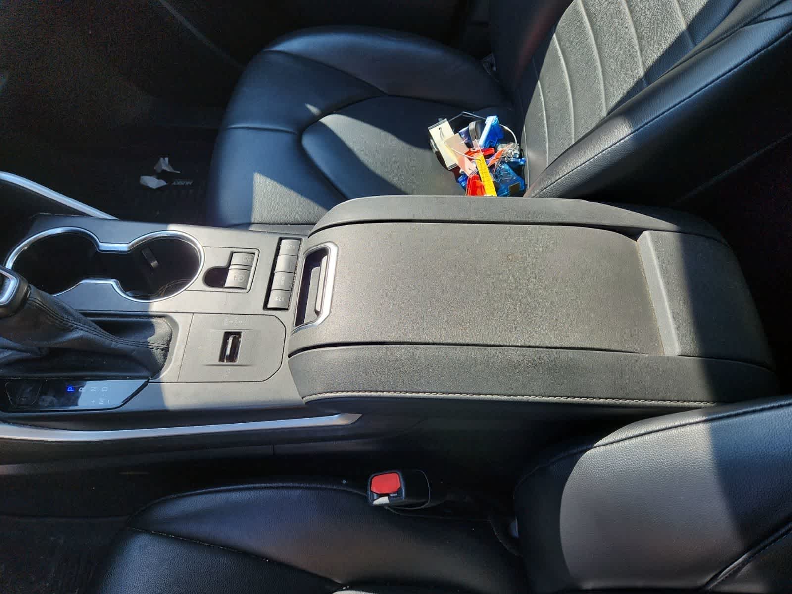 Thumbnail: 2021 Toyota Highlander - 11