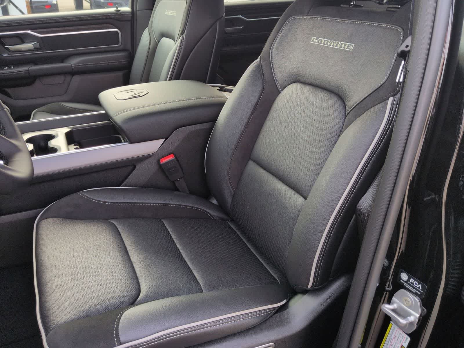 Thumbnail: 2026 RAM 1500 - 15