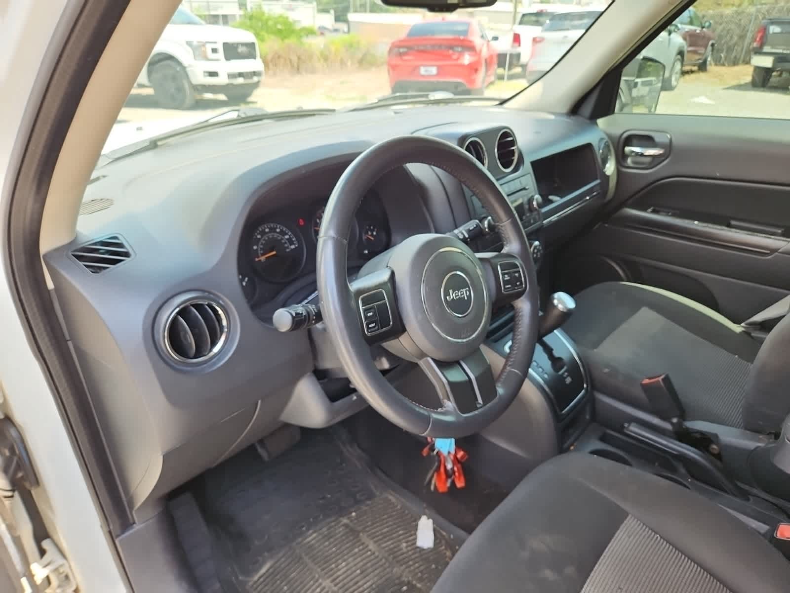 Thumbnail: 2015 Jeep Patriot - 13