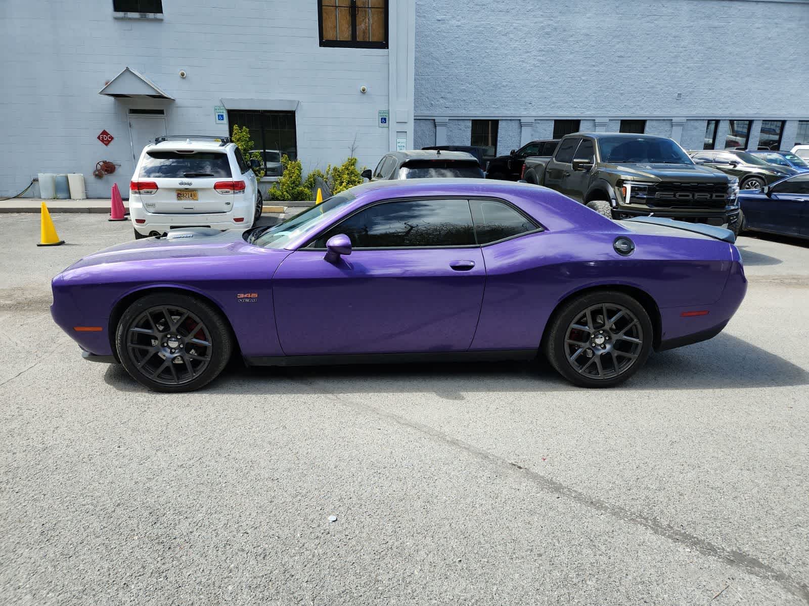 Thumbnail: 2016 Dodge Challenger - 2