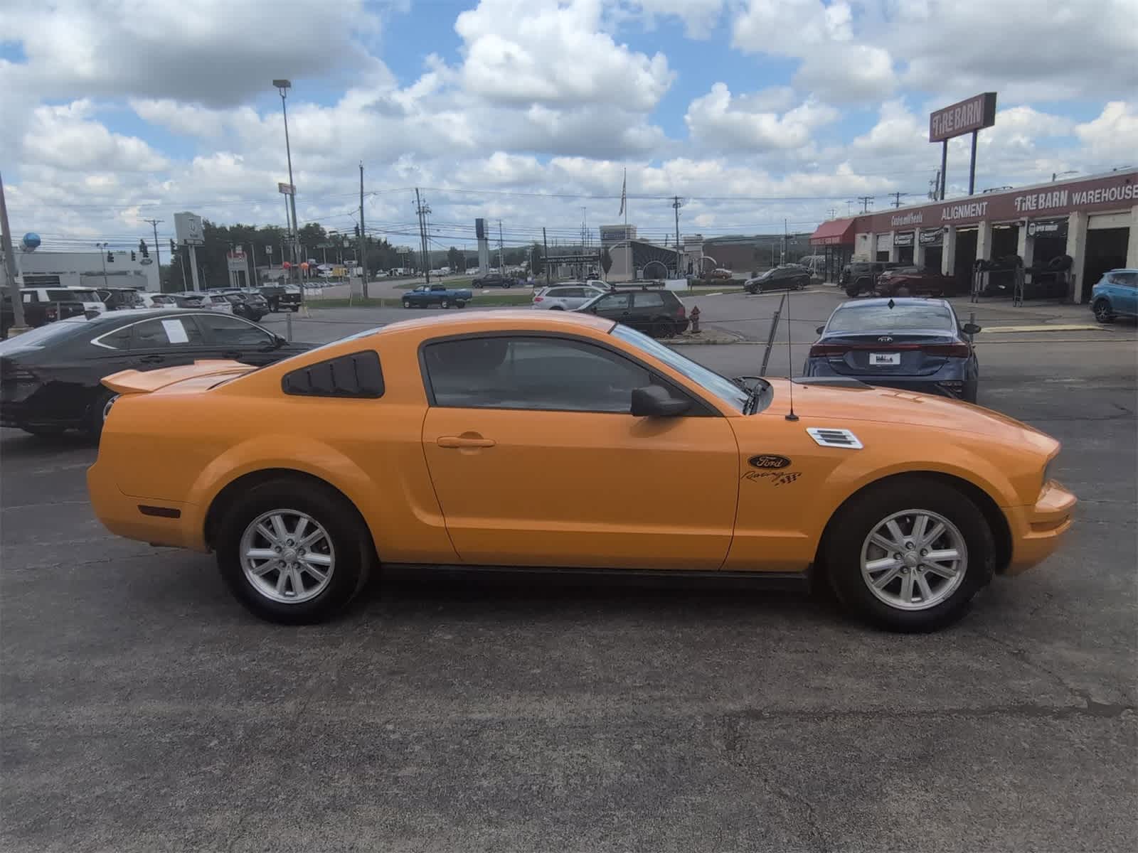 Thumbnail: 2008 Ford Mustang - 9