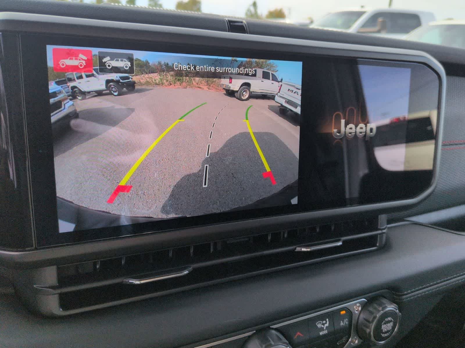 Thumbnail: 2026 Jeep Wrangler - 28