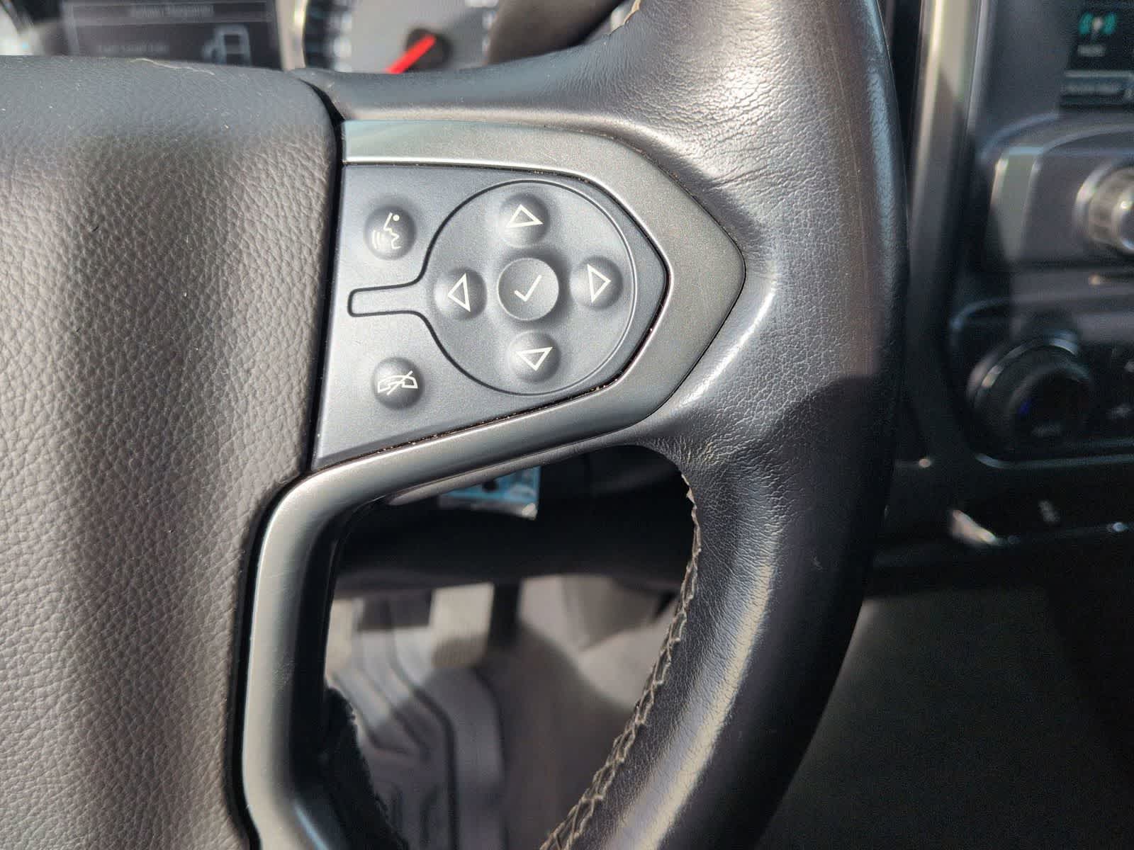 Thumbnail: 2019 Chevrolet Silverado 1500 - 23