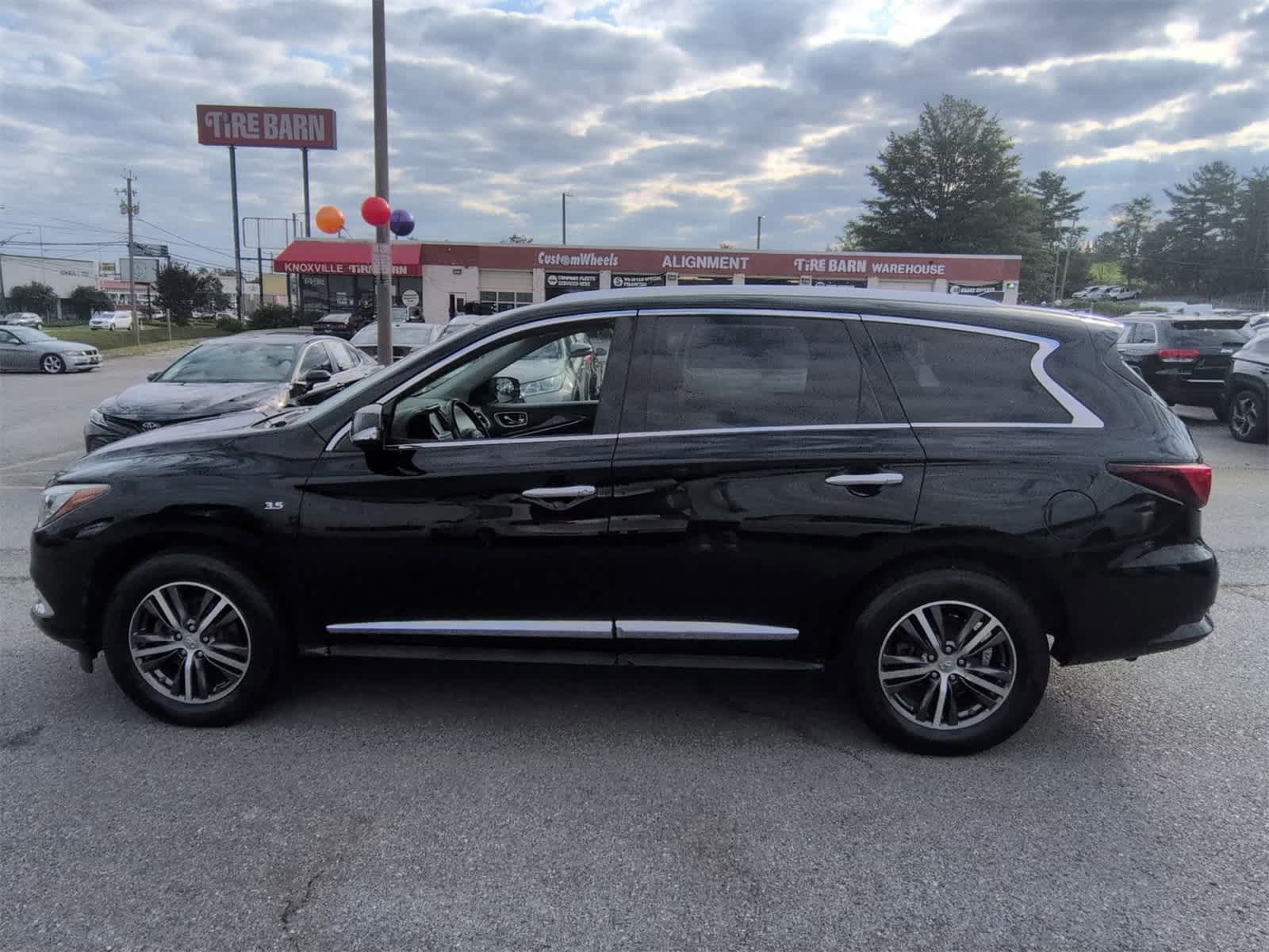 Thumbnail: 2019 INFINITI QX60 - 5