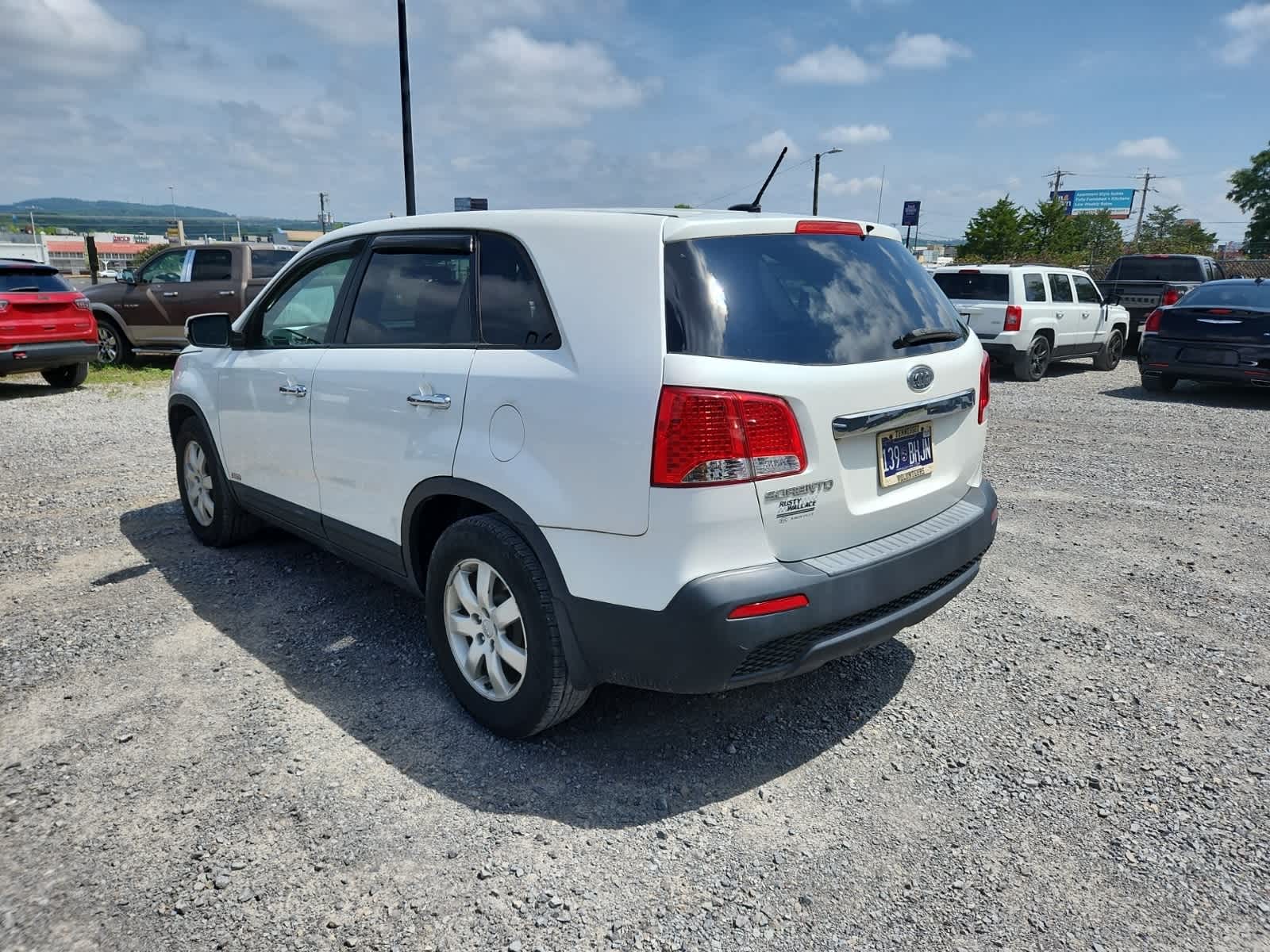 Thumbnail: 2012 Kia Sorento - 3