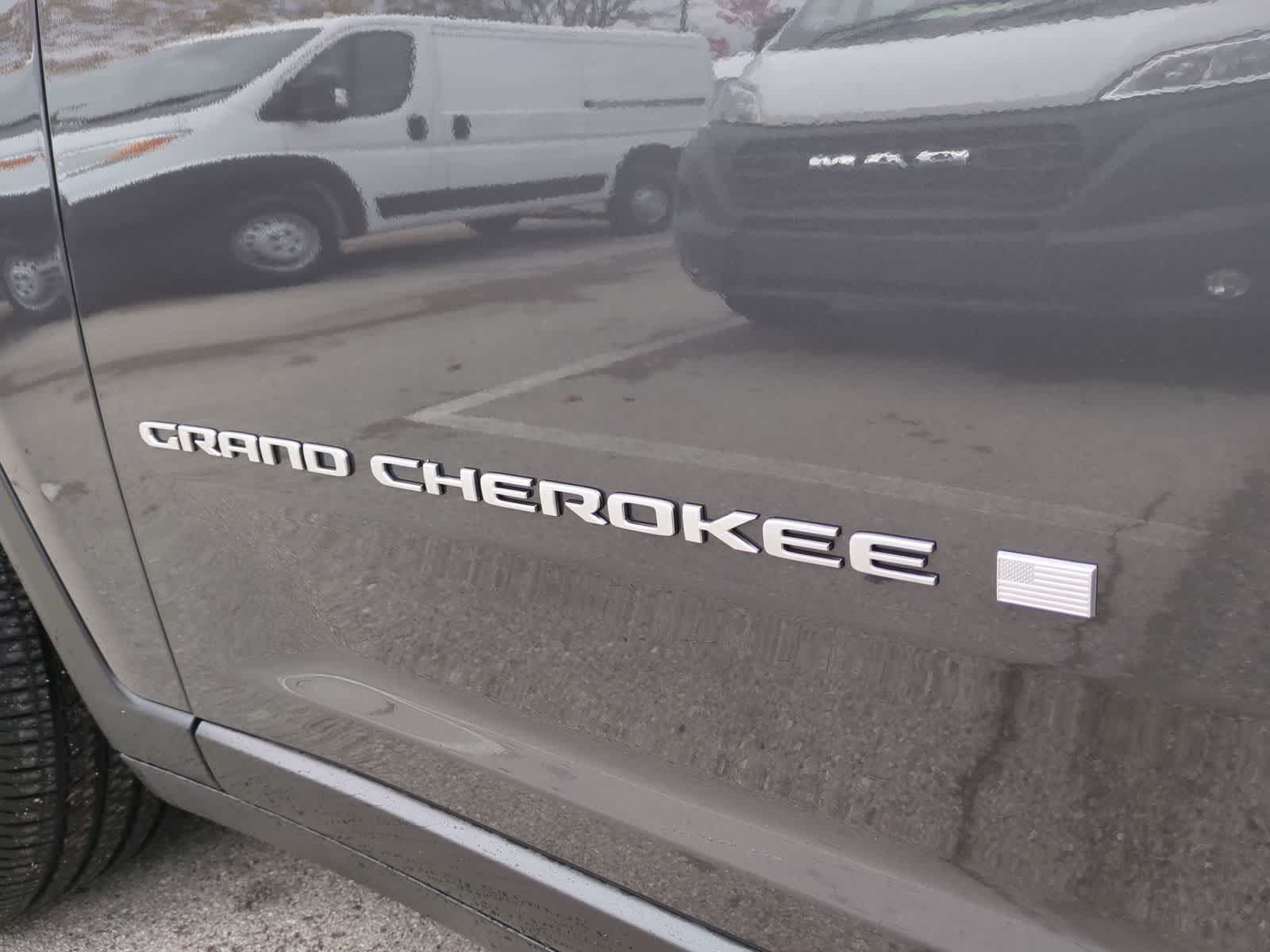 Thumbnail: 2025 Jeep Grand Cherokee L - 13