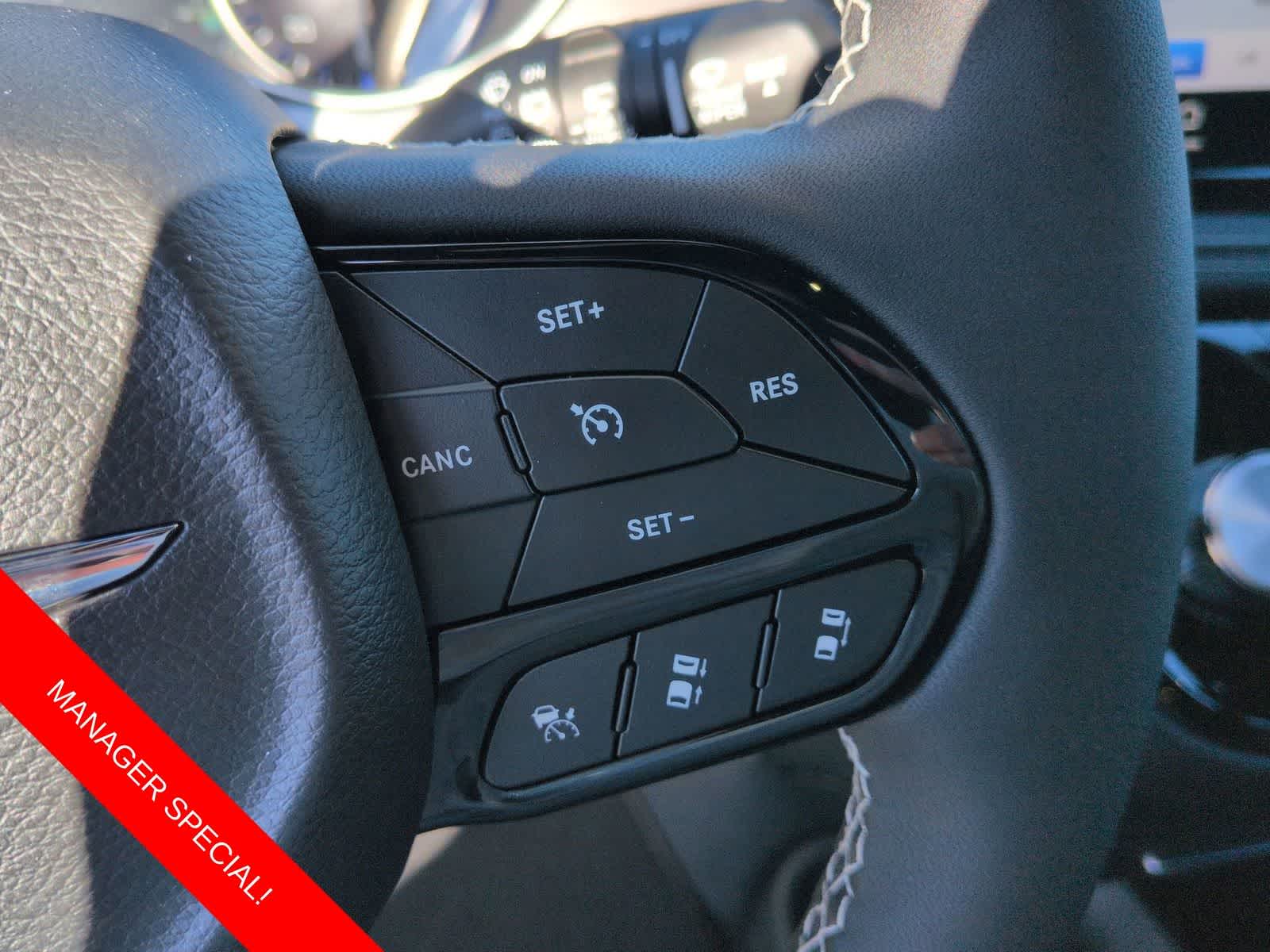 Thumbnail: 2026 Chrysler Pacifica - 16